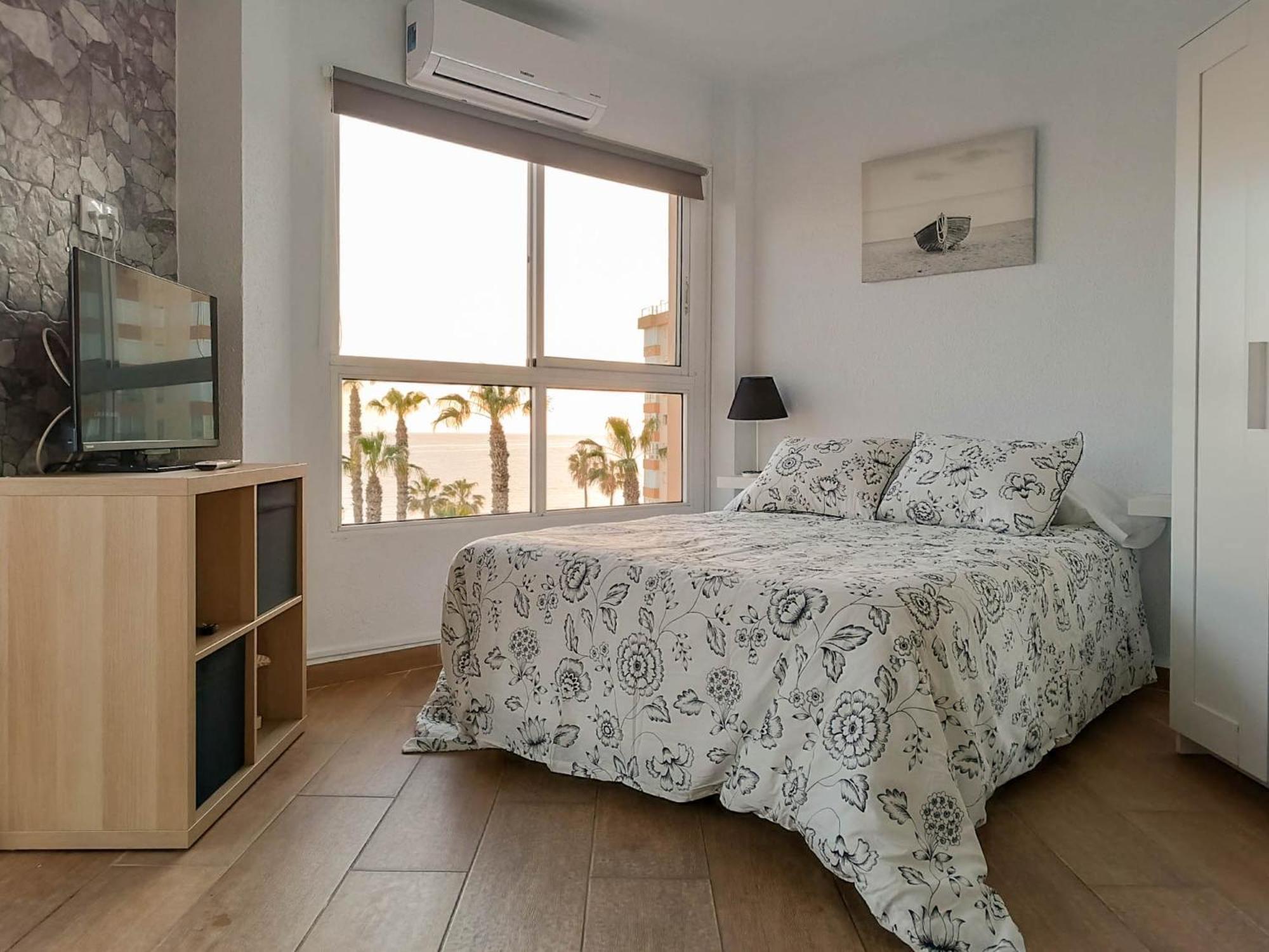 Ruselo 308. Loft En Paseo Maritimo De Costa Torrox