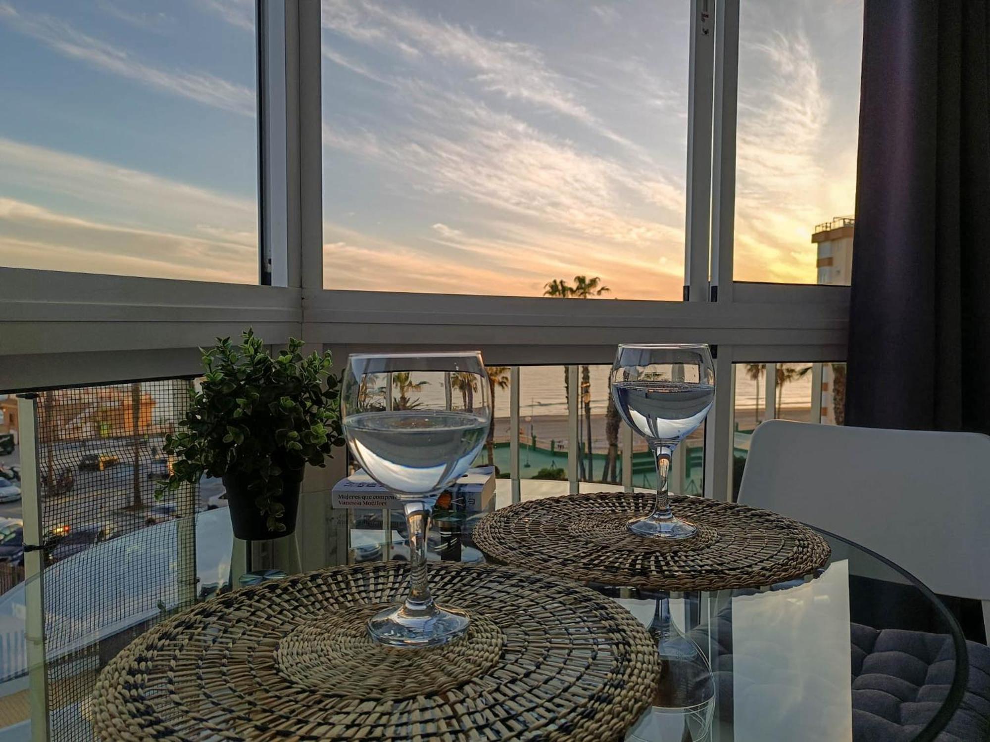 Ruselo 308. Loft En Paseo Maritimo De Costa * Torrox