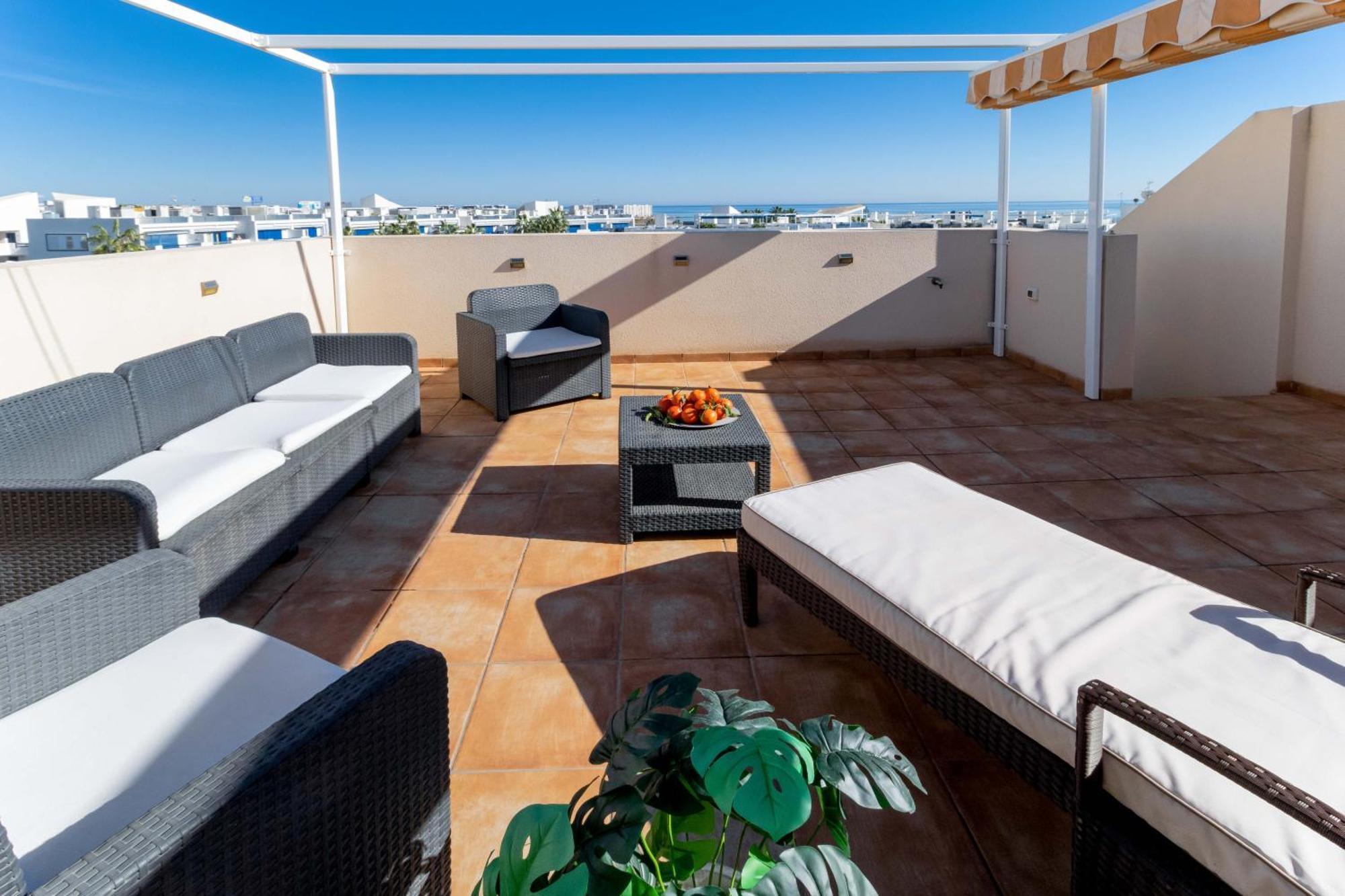 Victoria Sunny Flat With Sea And Pool View Dehesa de Campoamor (Orihuela Costa)