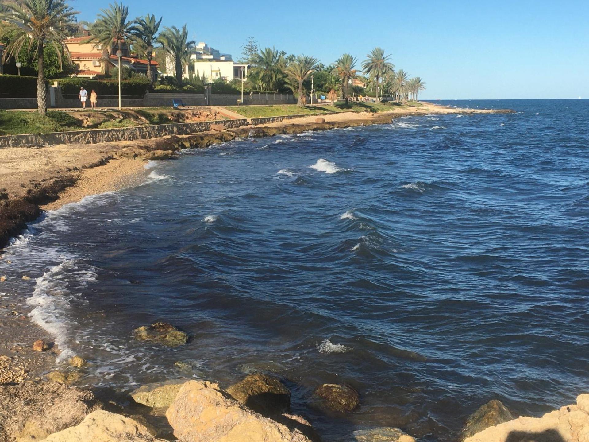 Sea View, Walking Distance! Refurbished 2 Bed, Modern. 20 Min. From Alicante Airport Santa Pola