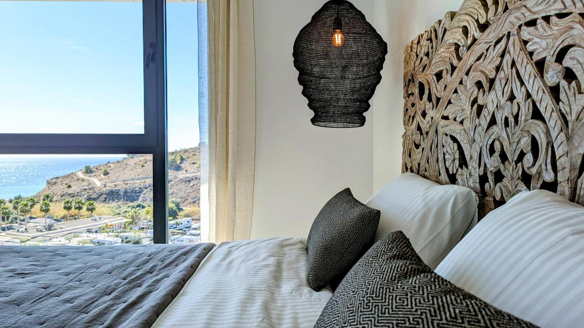 Allonbay Design & Villajoyosa (La Vila Joiosa)