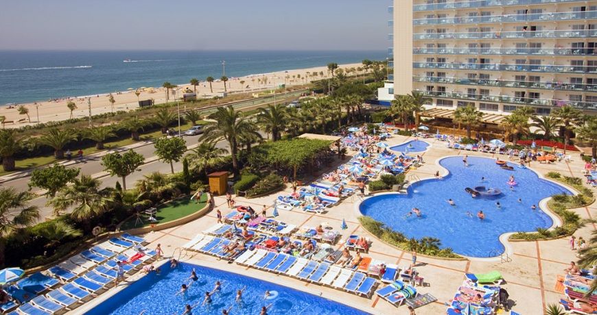 Hotel Golden Taurus Aquapark 4*