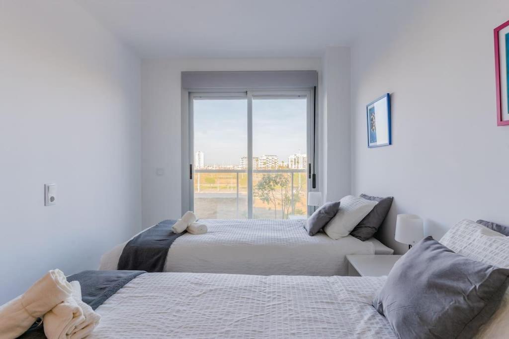 Modern Apartment: Moncofa Beachside Oasis *
