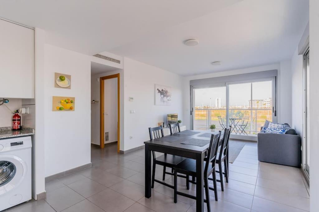 Modern Apartment: Moncofa Beachside Oasis Moncofa (Moncófar)
