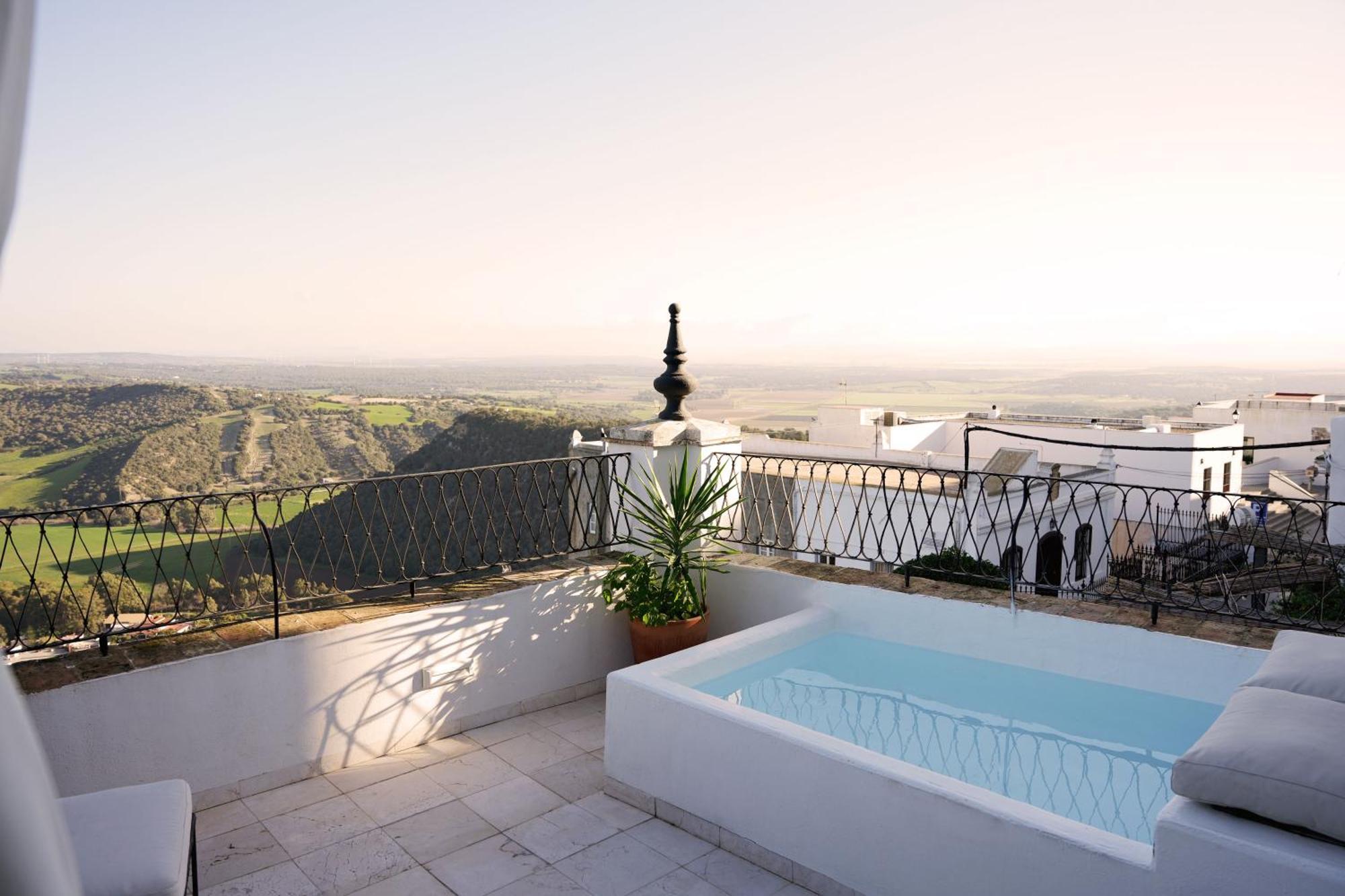 Hotel Casa Aura 2*