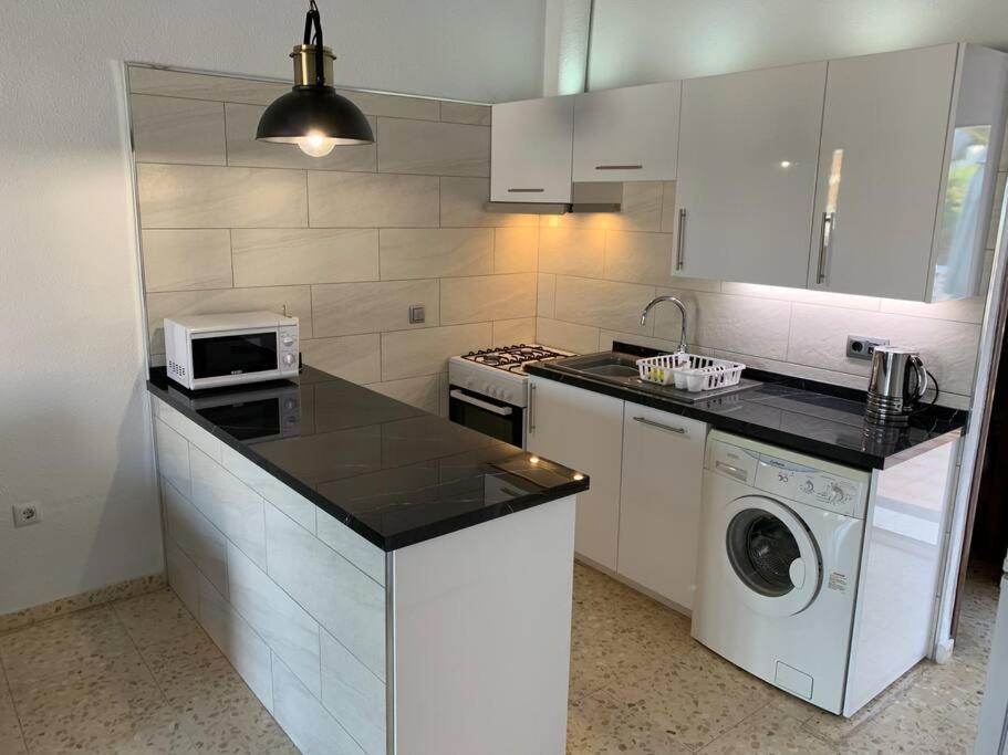 Charming 3 Bedroom Located In Moraira. Villa *