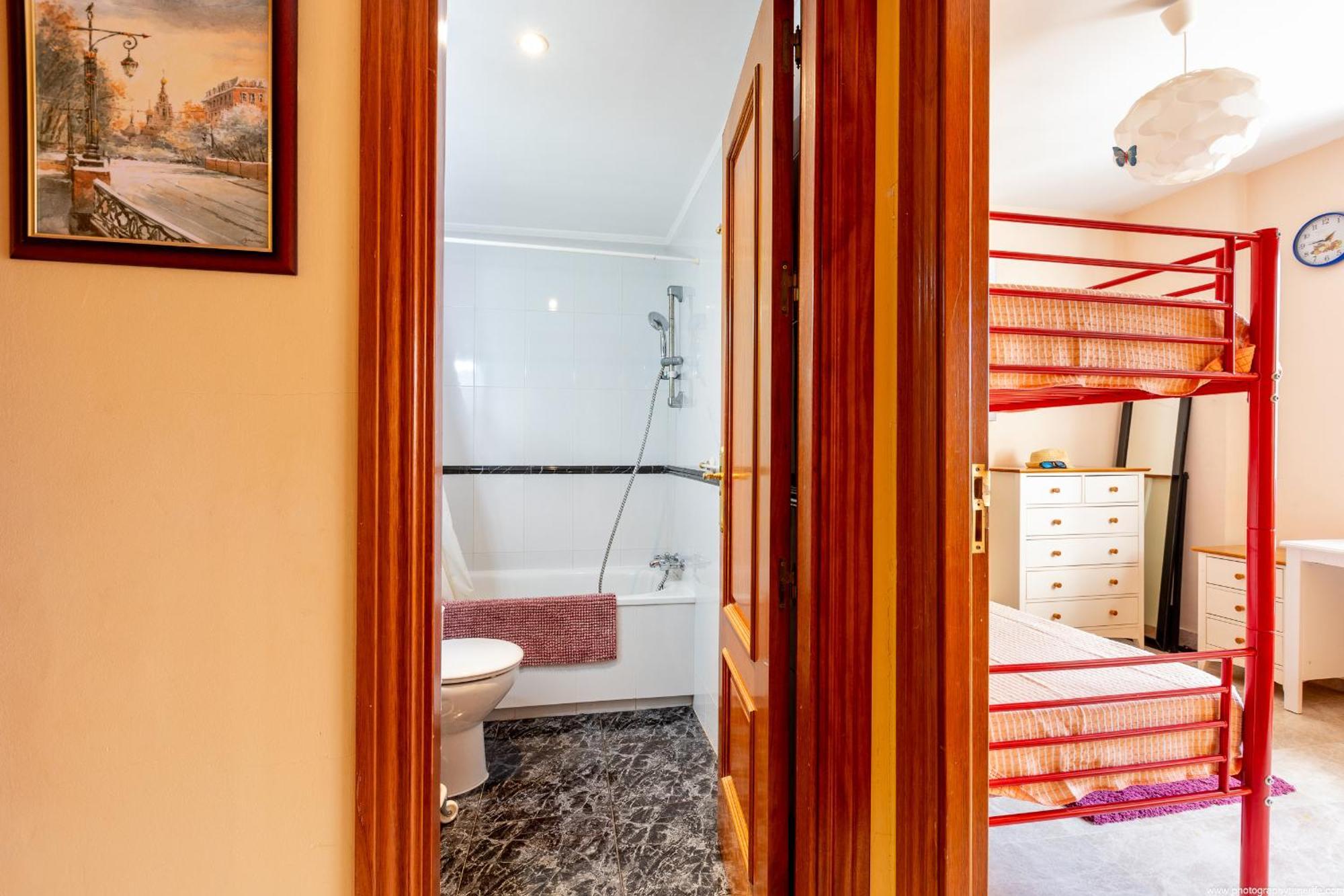 Apartamento Cristianos 2 Bedroom Quiet Complex 200 Meters From The Ocean *