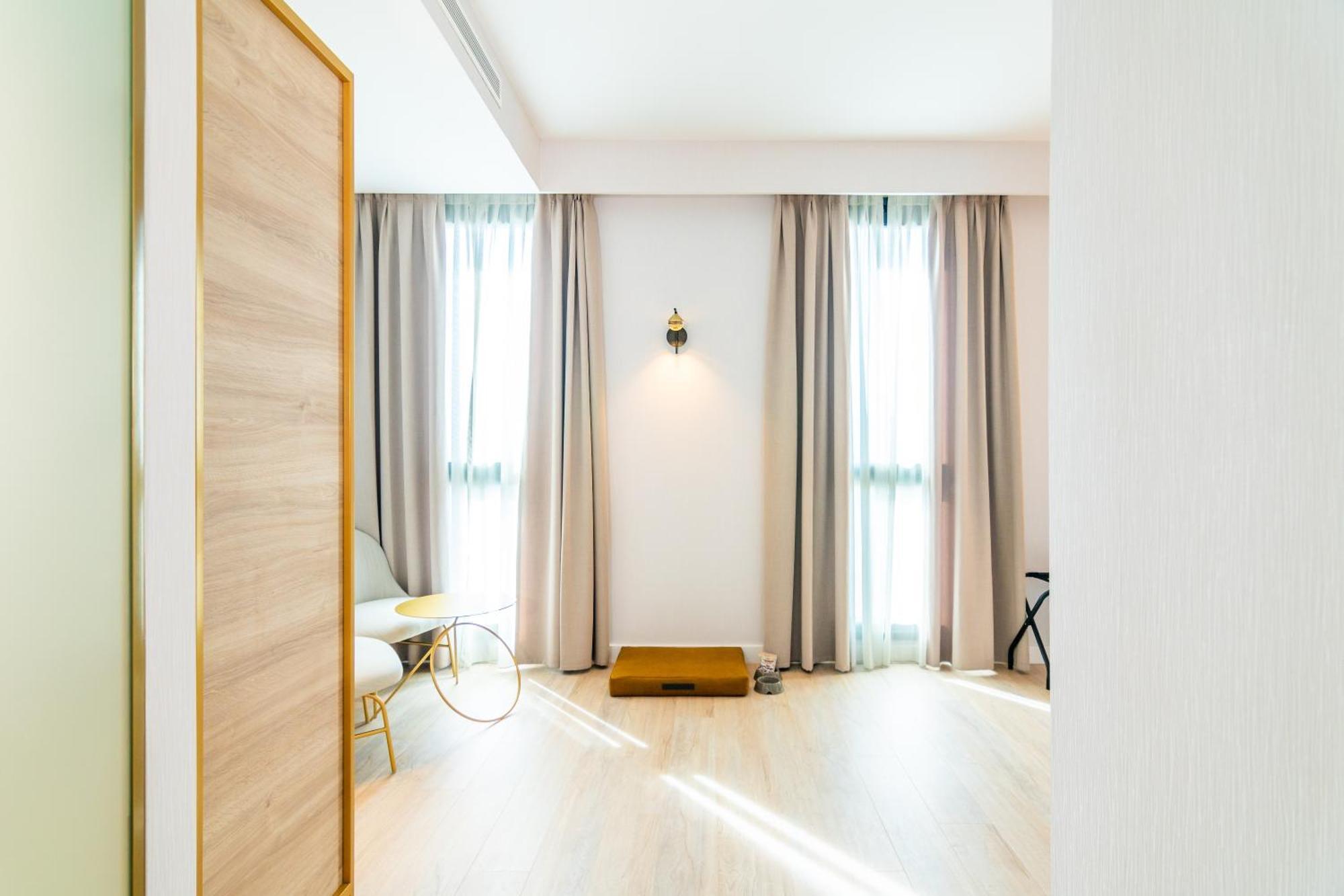 Vibes Hotel