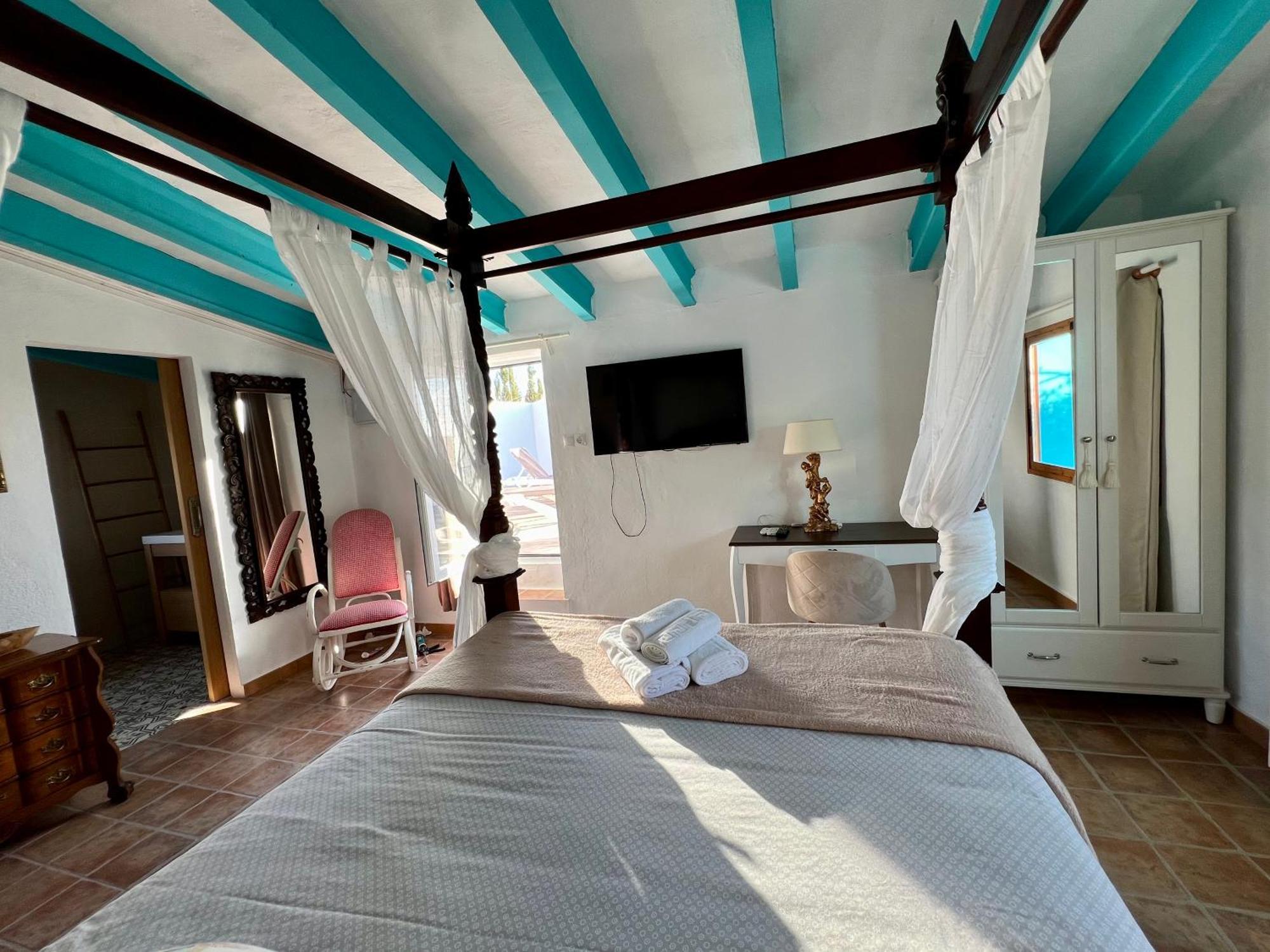 Paradise 1917 - Adults Only Altea