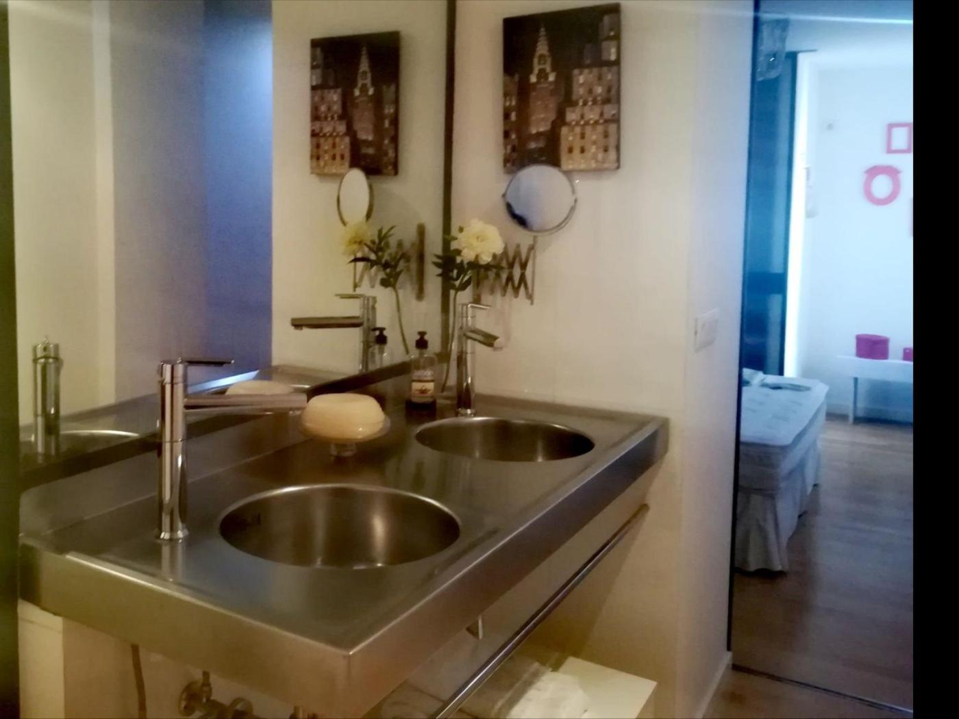 Precioso Duplex Reina Mercedes 5 Minutos Hospital Apartamento *