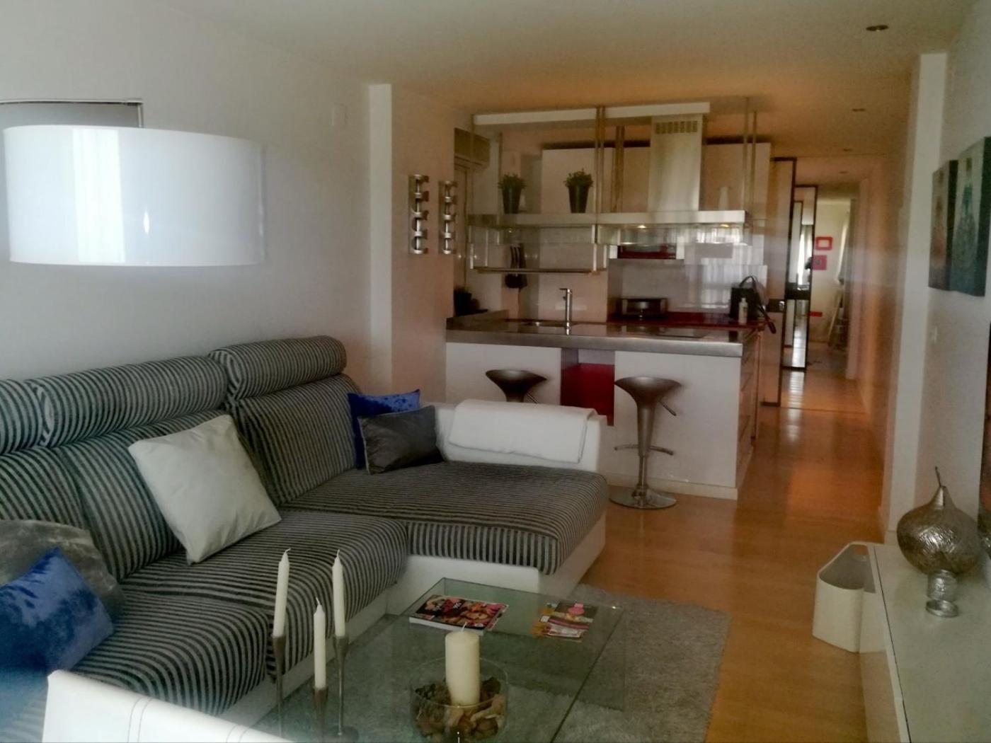 Apartamento Precioso Duplex Reina Mercedes 5 Minutos Hospital