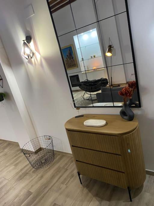 Maison Traditionnelle- 190 M Carre- Jusqu A 8 Pers- Place Ideale Centre Apartment Oliva