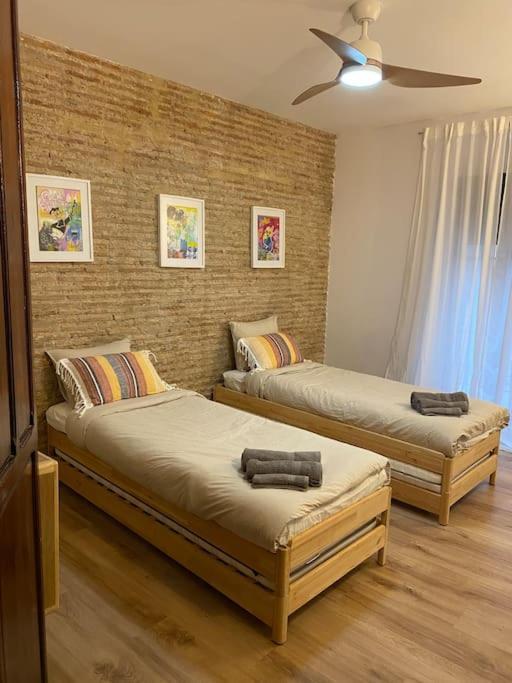 Maison Traditionnelle- 190 M Carre- Jusqu A 8 Pers- Place Ideale Centre Apartment Oliva