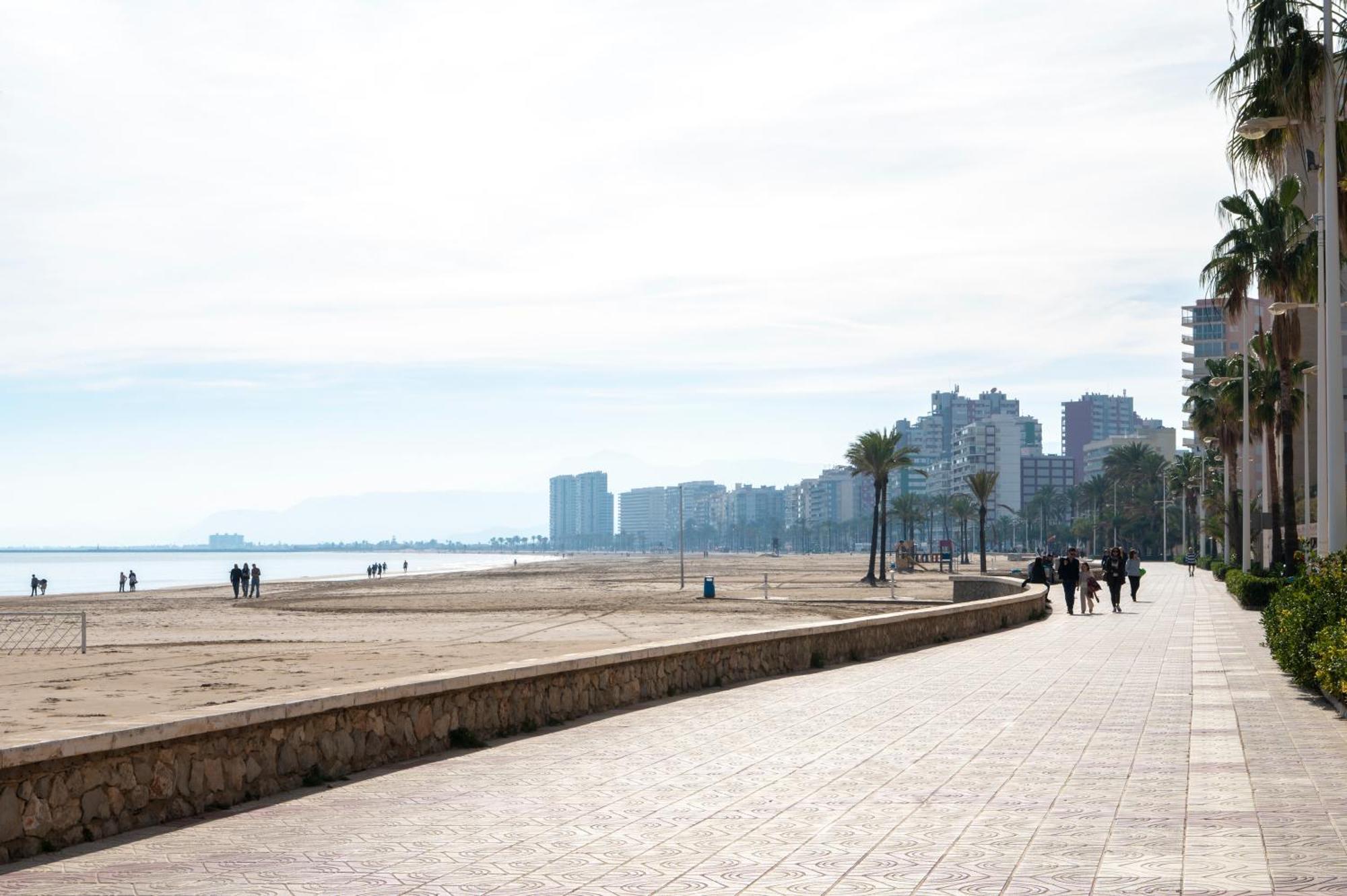 Con Vistas Al Mar Y Piscina *