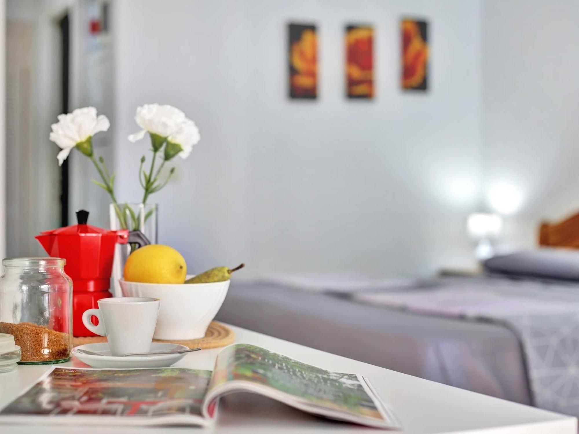 Relaxing Studio, Los Cristianos, Heated Pool, Air Con * Los Cristianos (Tenerife)