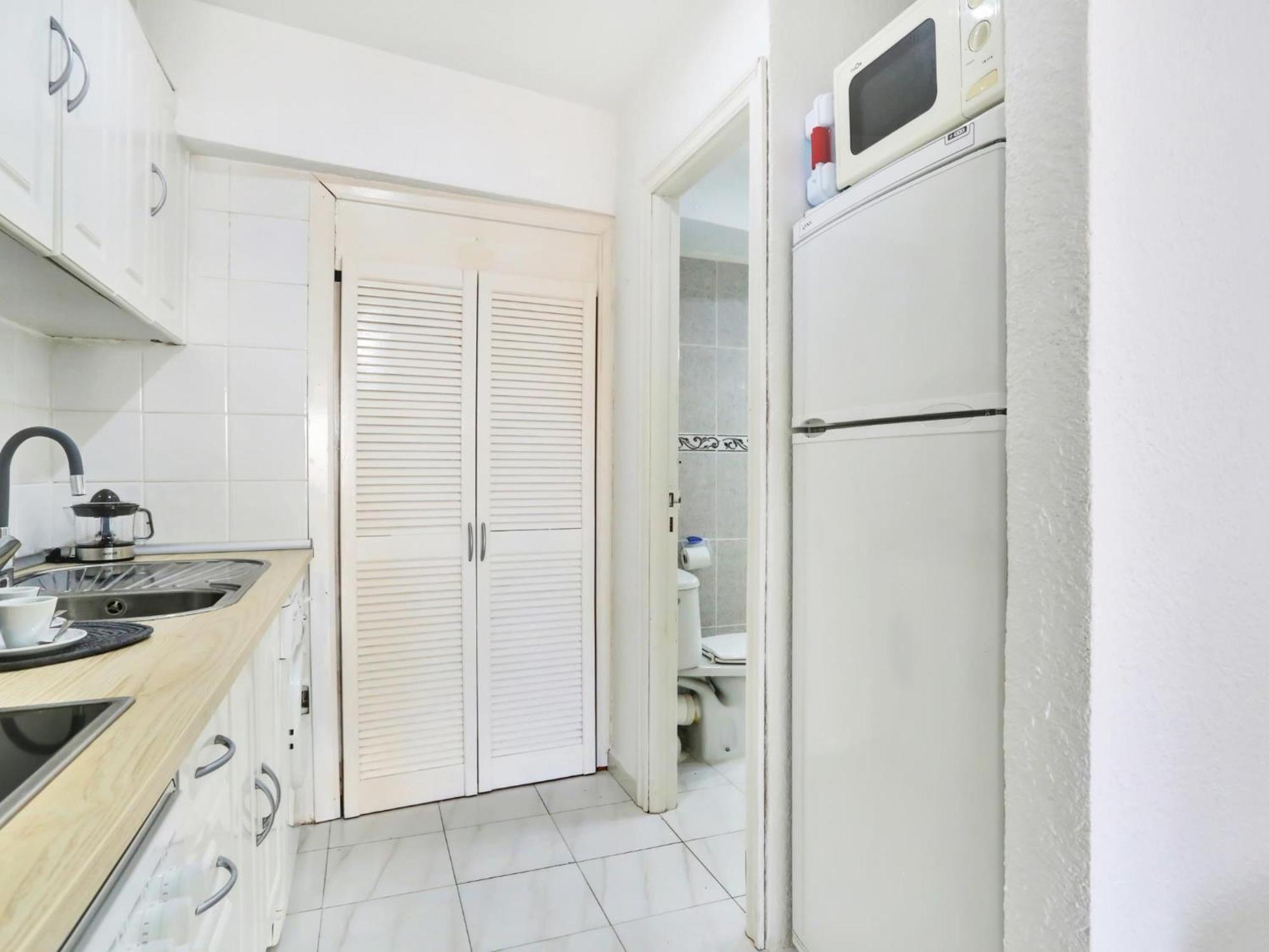 Relaxing Studio, Los Cristianos, Heated Pool, Air Con * Los Cristianos (Tenerife)