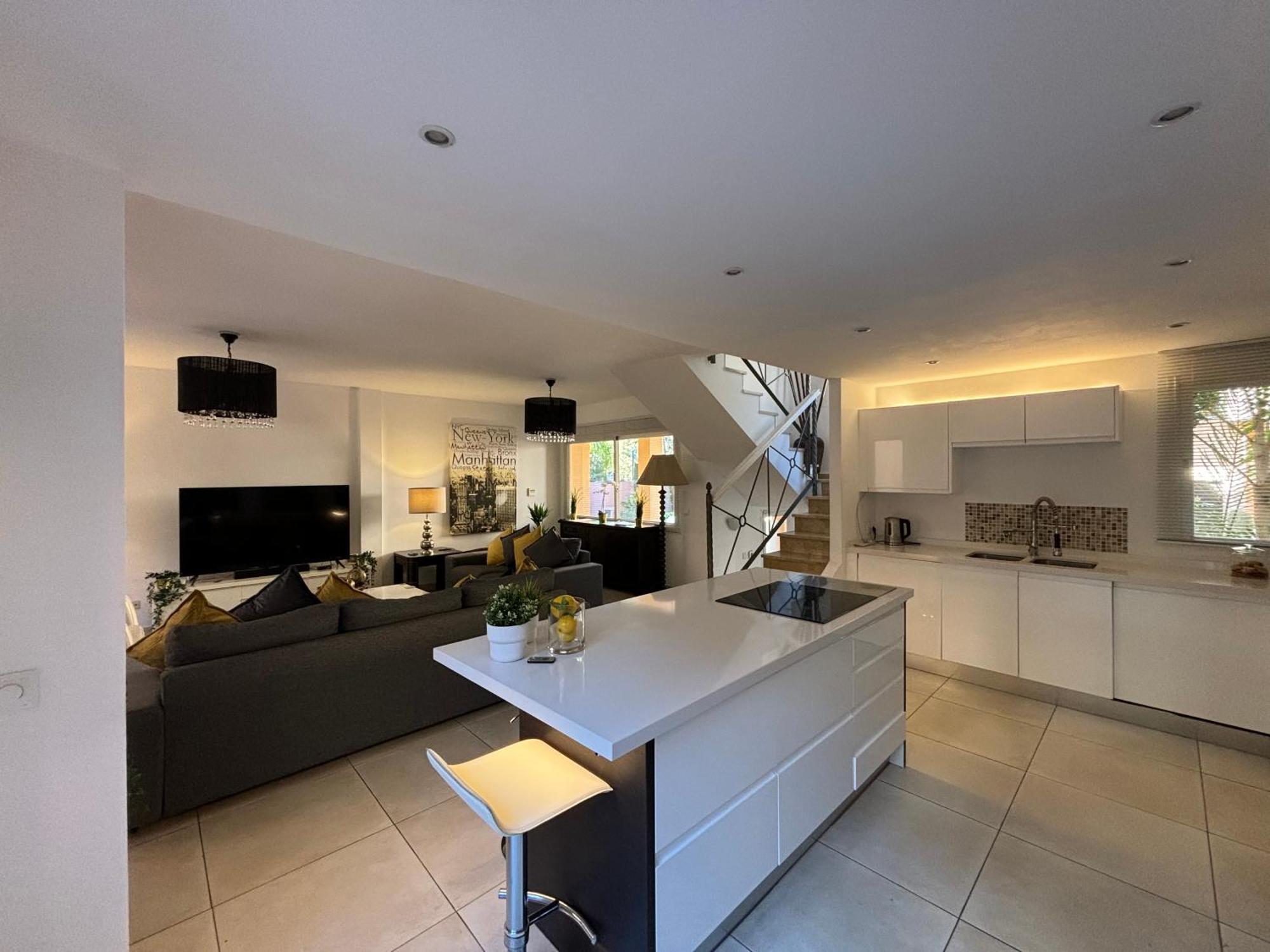 Condes De Iza Nueva Andalucia Holiday home