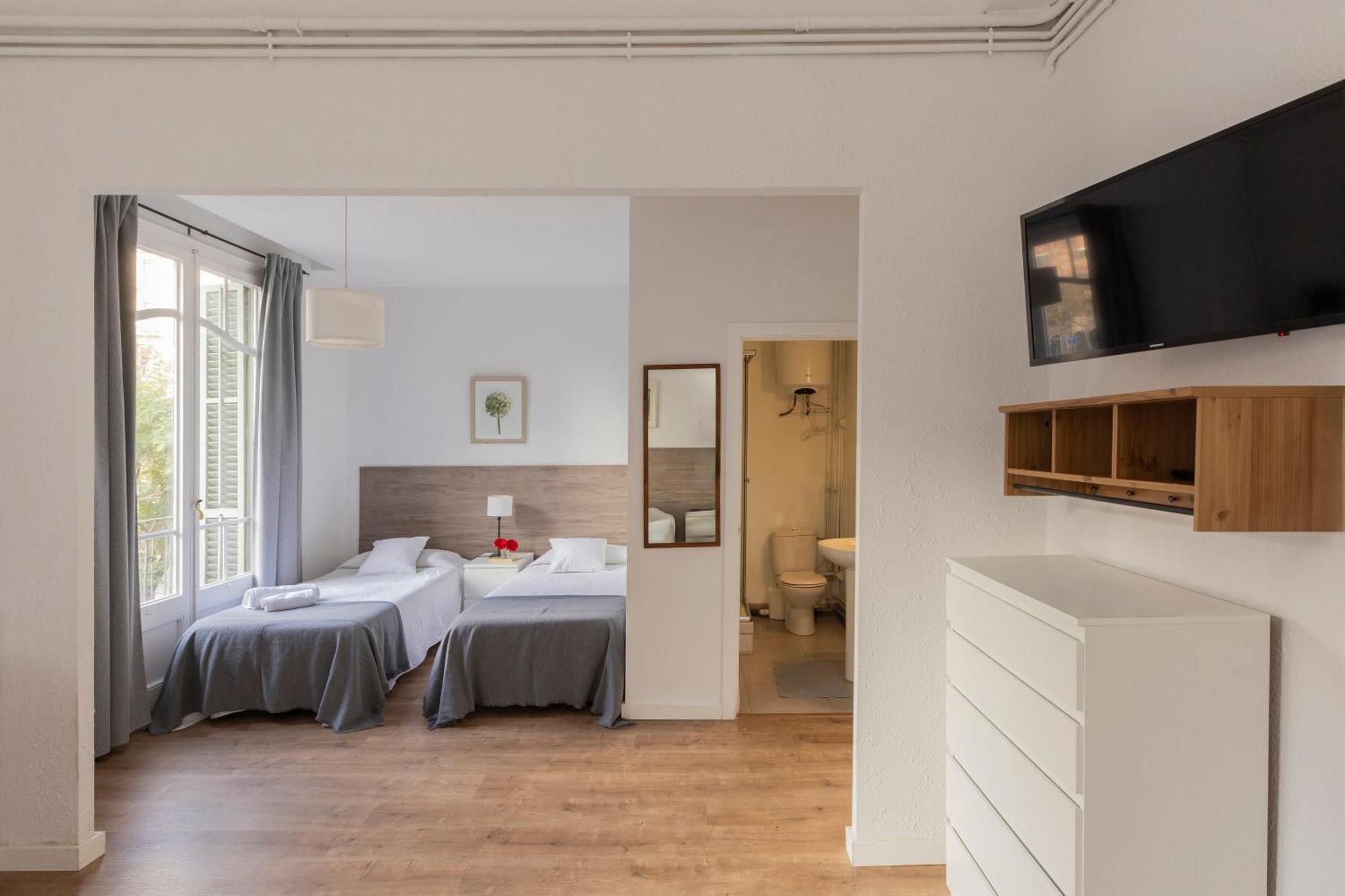 Ally's Bed&breakfast, Bed and breakfast Barcelona