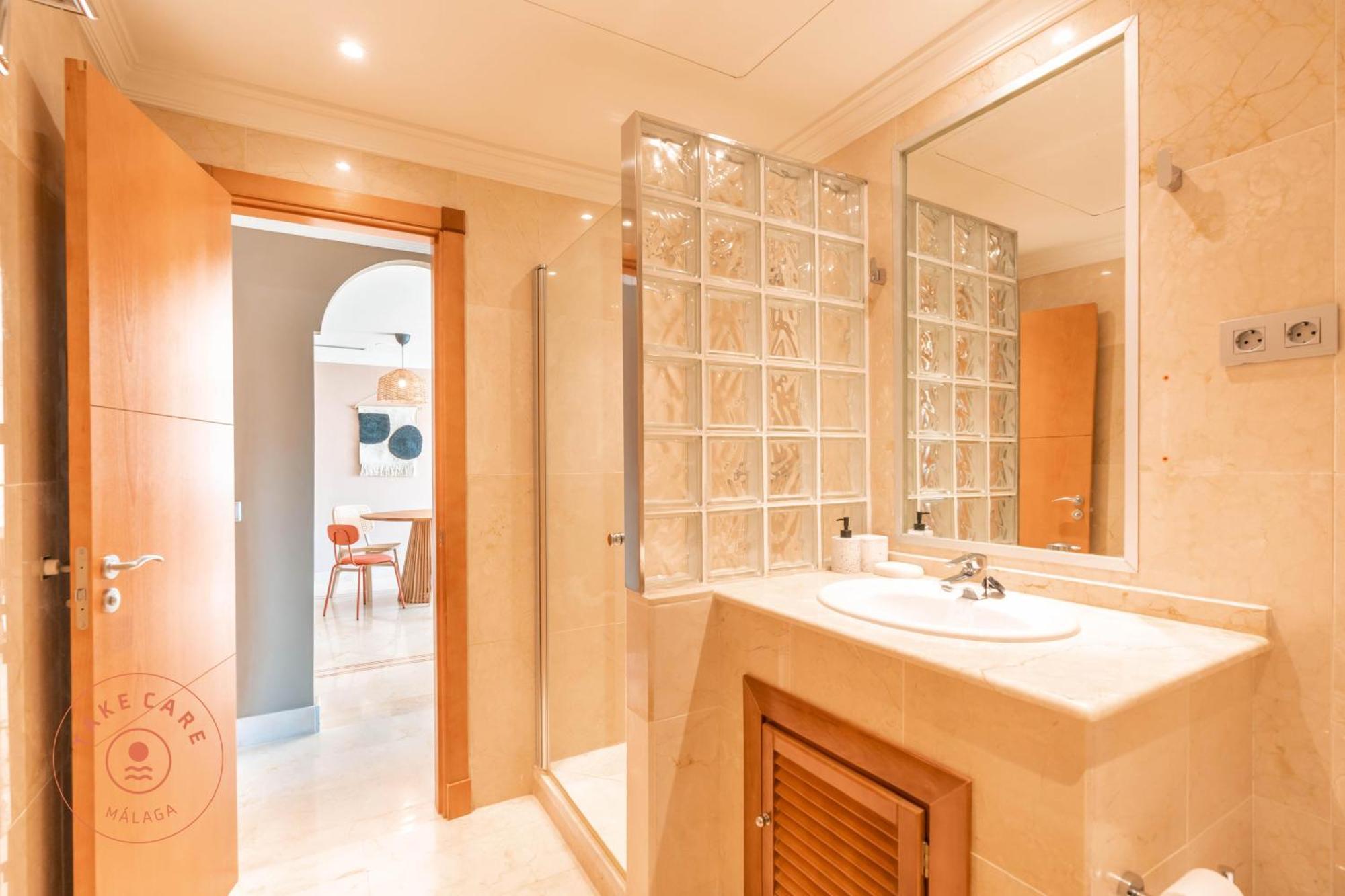 Stylish Aloha Hill Club - Tcm Apartamento Marbella