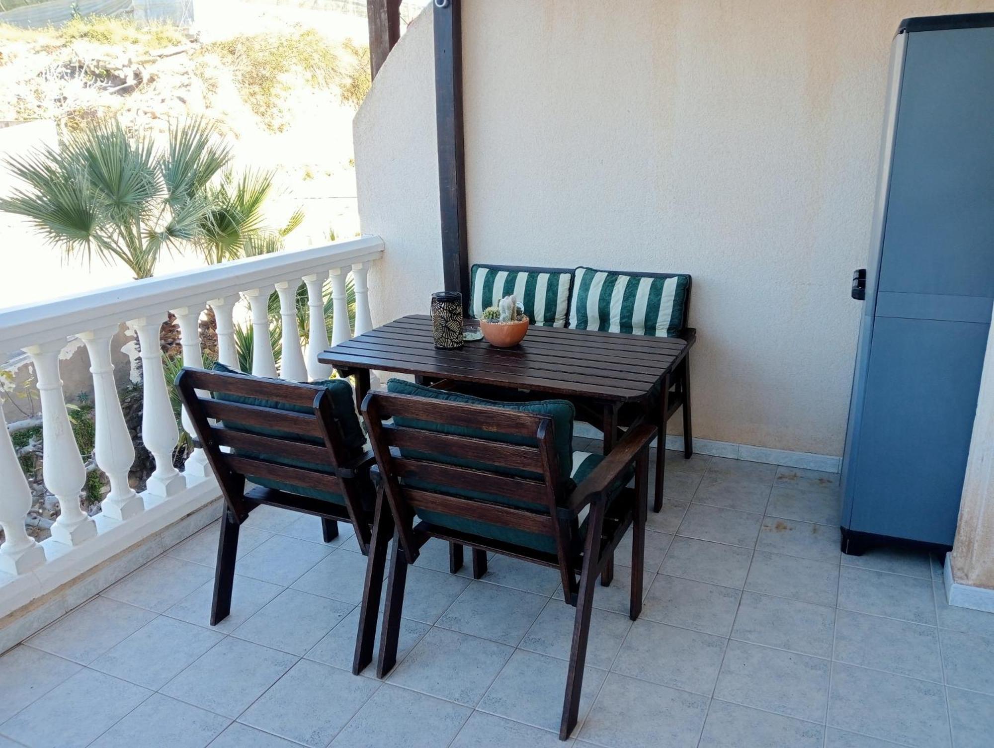 Balcon Al Mar Adra