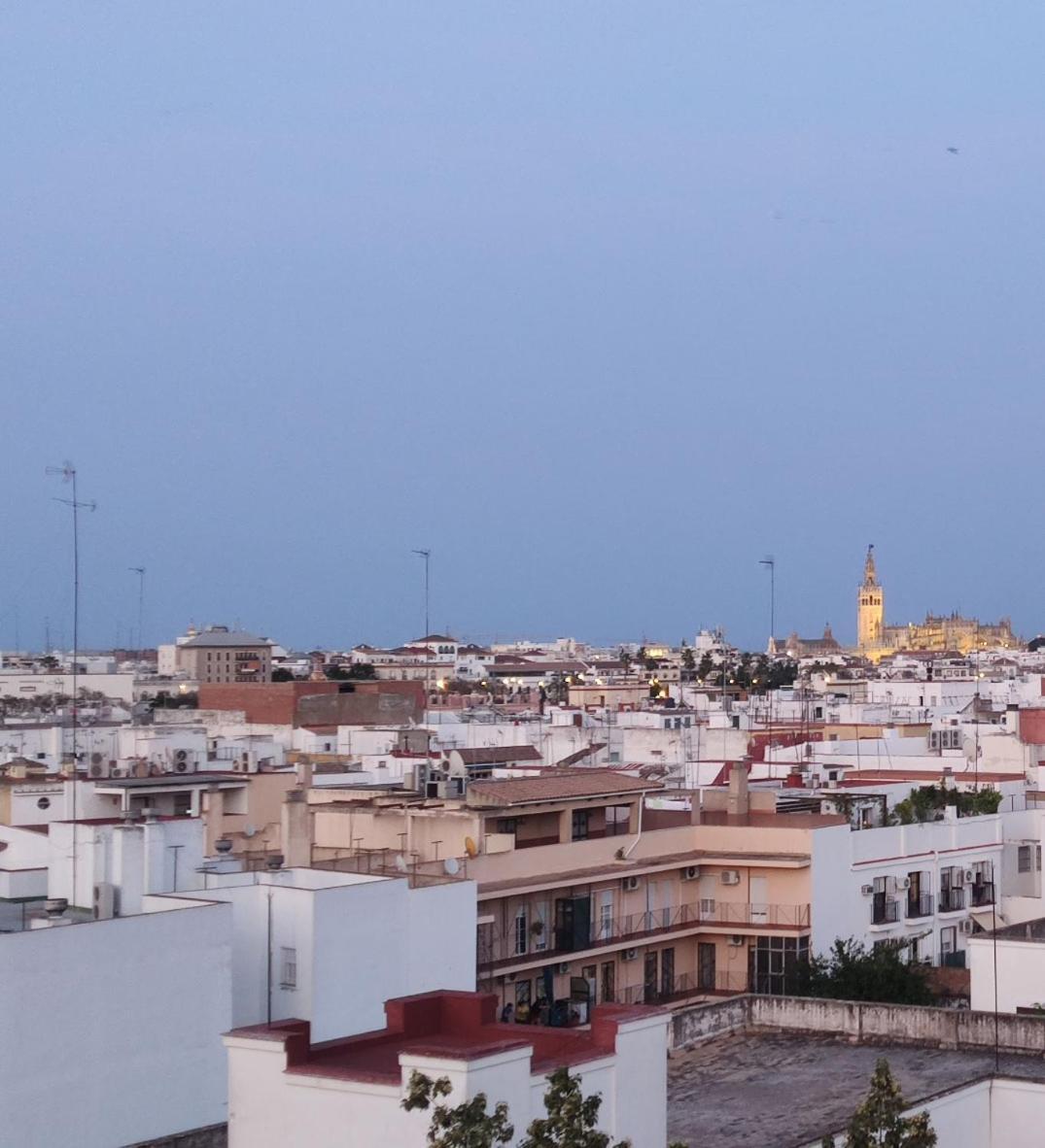 Apartment Triana Autentica