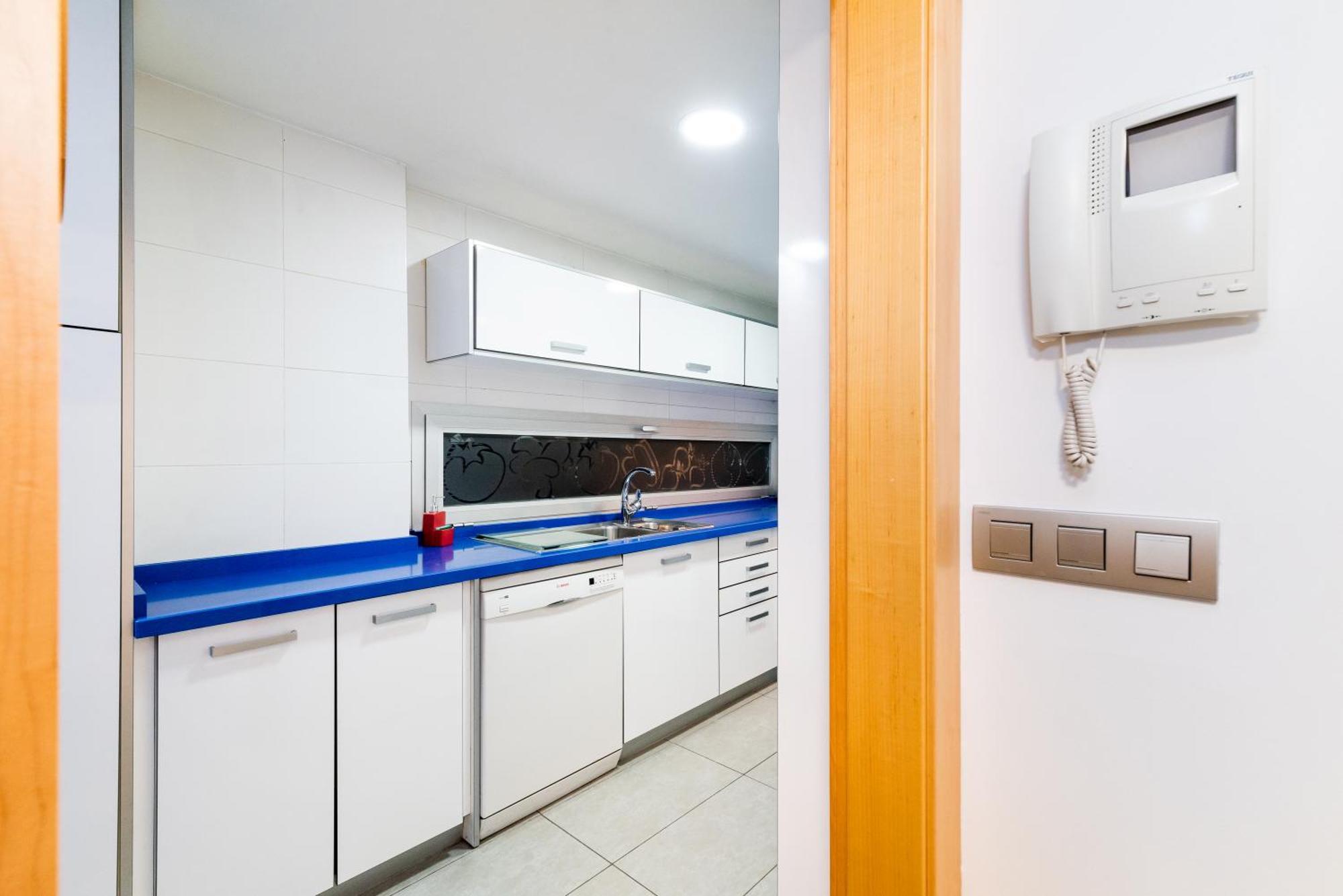Apartamento Tuguest Avenida De La Investigacion - Free Parking *