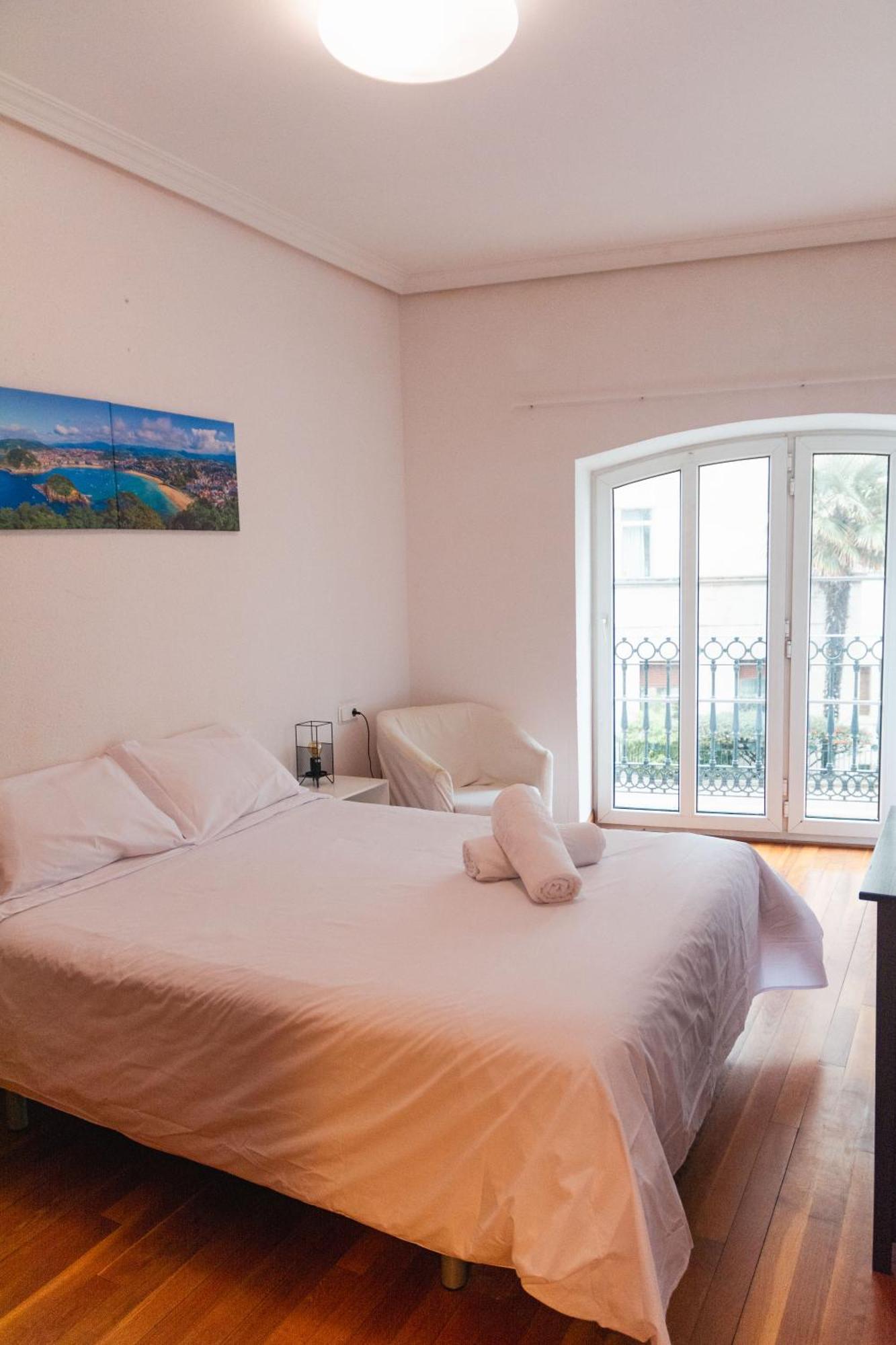Con Vistas A La Playa De La Concha En Donostia-san Sebastian - Marina 1 Apartment *