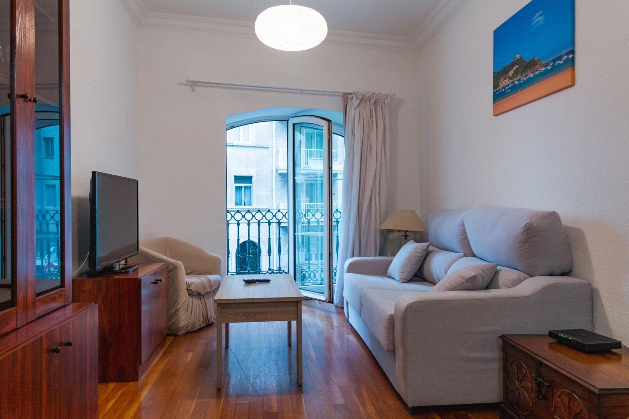Con Vistas A La Playa De La Concha En Donostia-san Sebastian - Marina 1 Apartment *