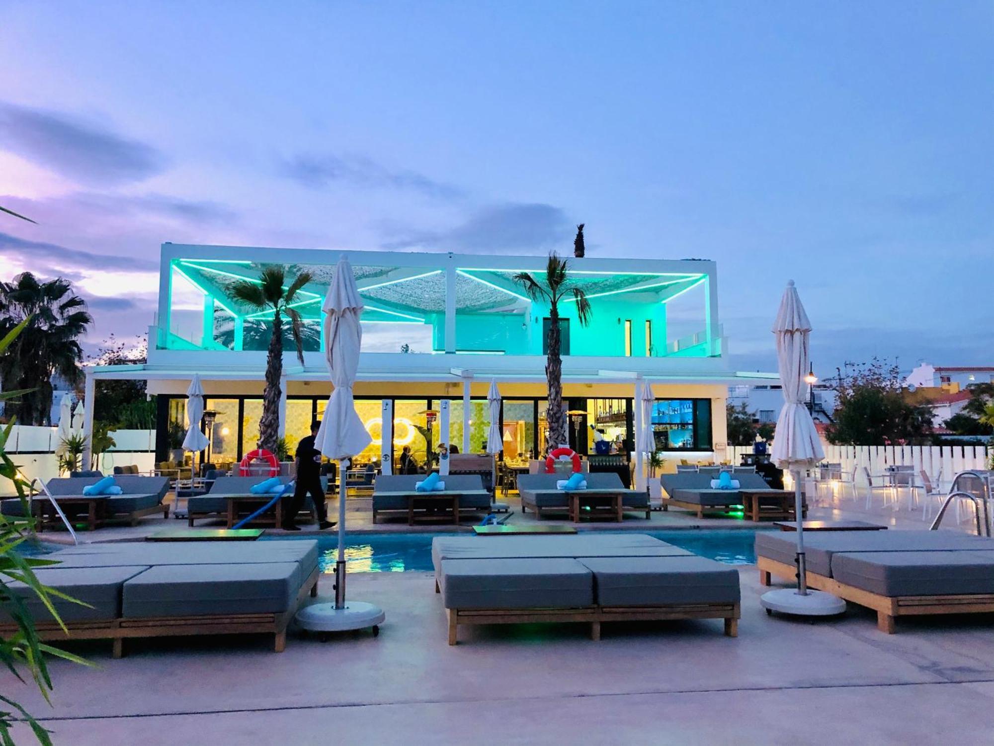 Apartment Three Bedroom Vacation Paradise