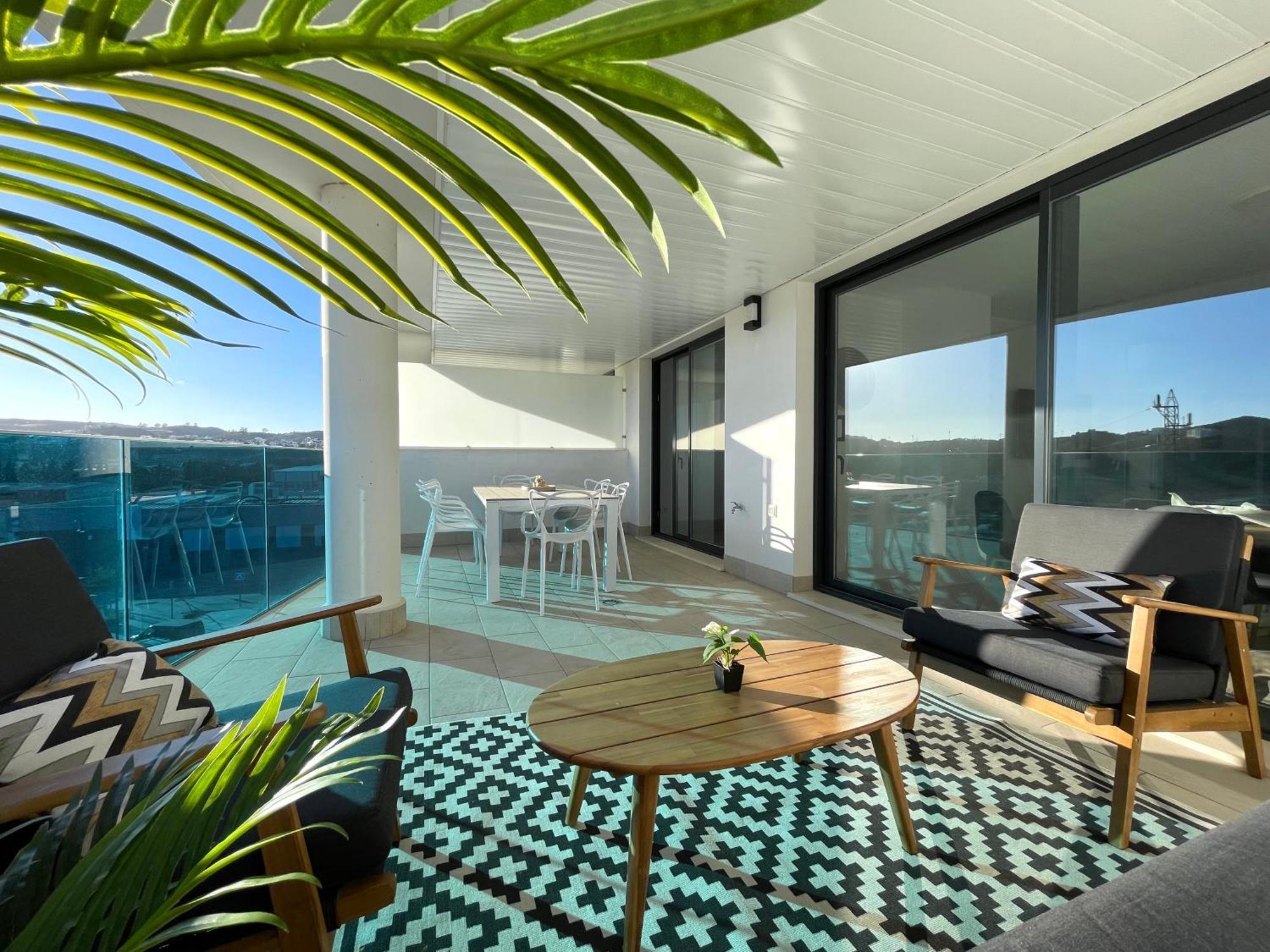 Apartment Three Bedroom Vacation Paradise *