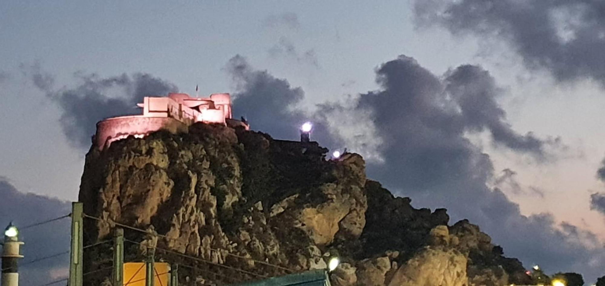 Marina Ba3 * Águilas
