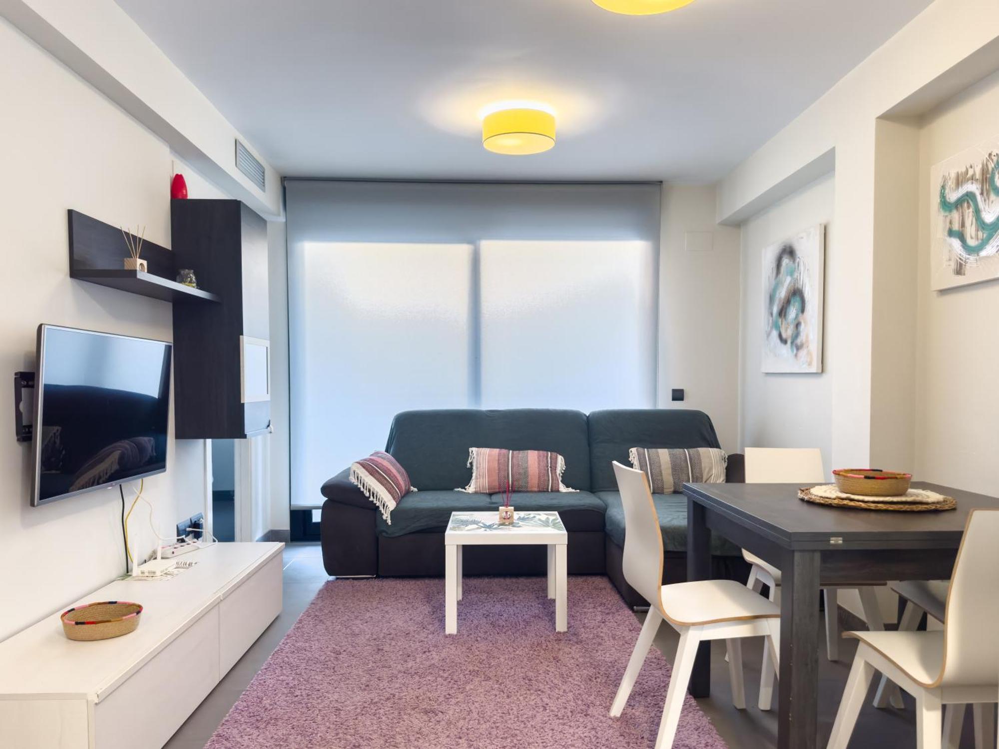 Con Jardín En Primera Linea De Playa Con Parking Y Piscina Apartamento Peñíscola
