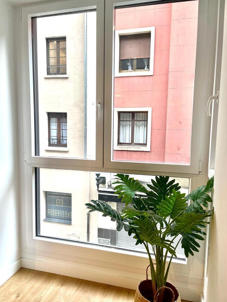 Cervantes Centrico Con Garaje Apartamento