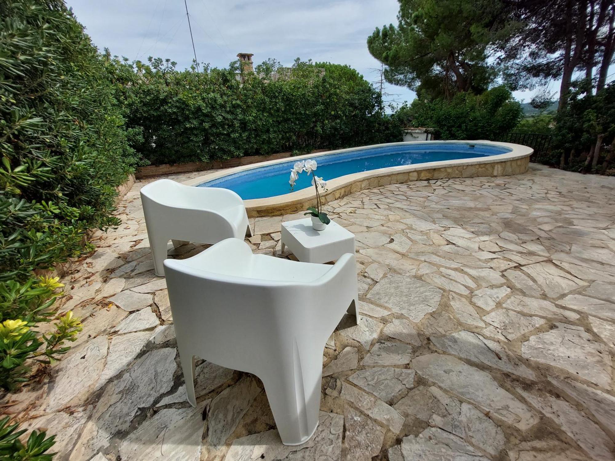 Con Piscina Y Barbacoa, Valencia Holiday home