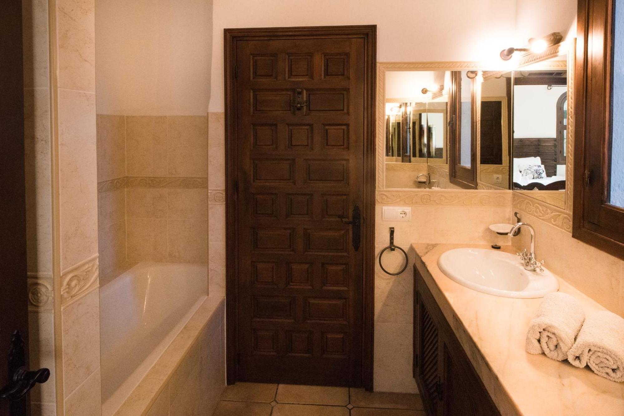 Luxury El Toril - With Heated Pool & Scenic Views * Mijas