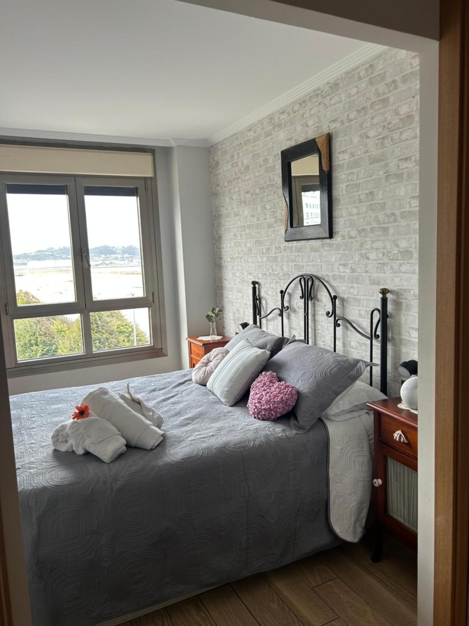 Residencial Playa Poniente 66 De Gijón