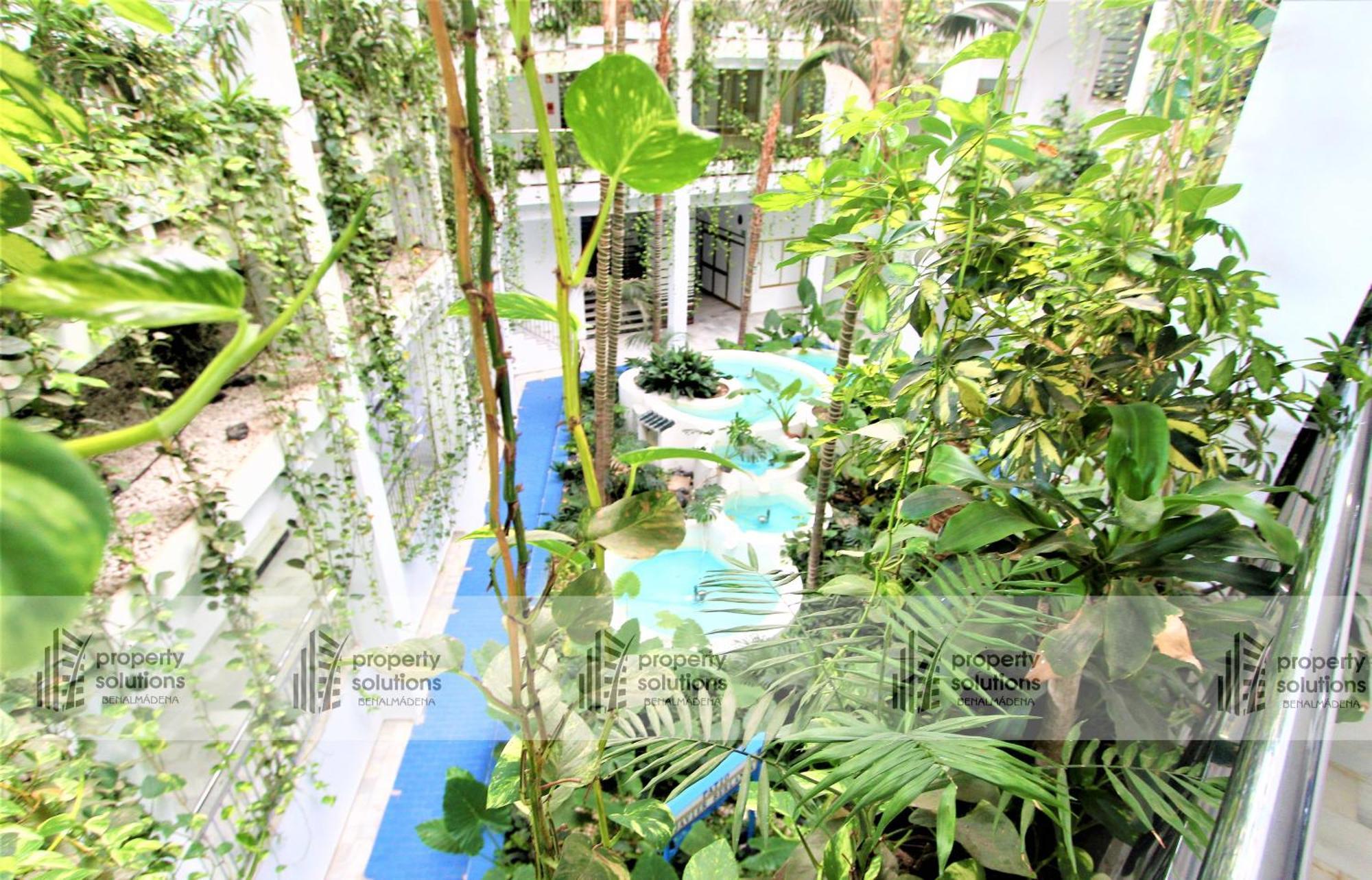 Apartamento Benalbeach 1010 - Vista Al Mar - Piscina Todo El Ano - Primera Linea De Playa *