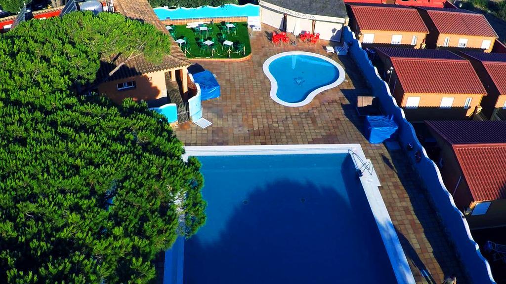 Bungalows Camping Canos De Meca 3*