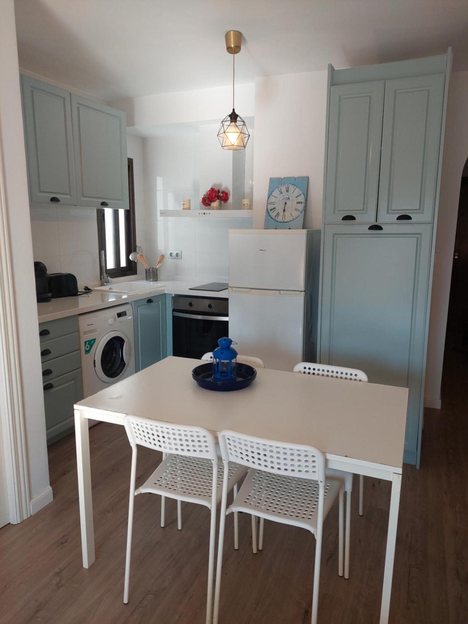 Apartamento Chic Tropical With Garage
