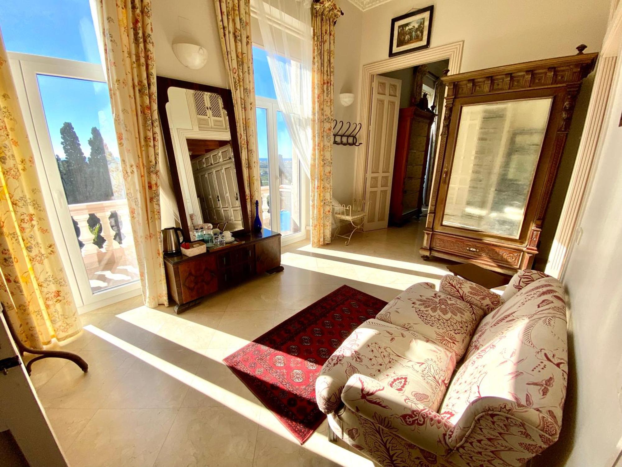 Guest house Casa De Bates