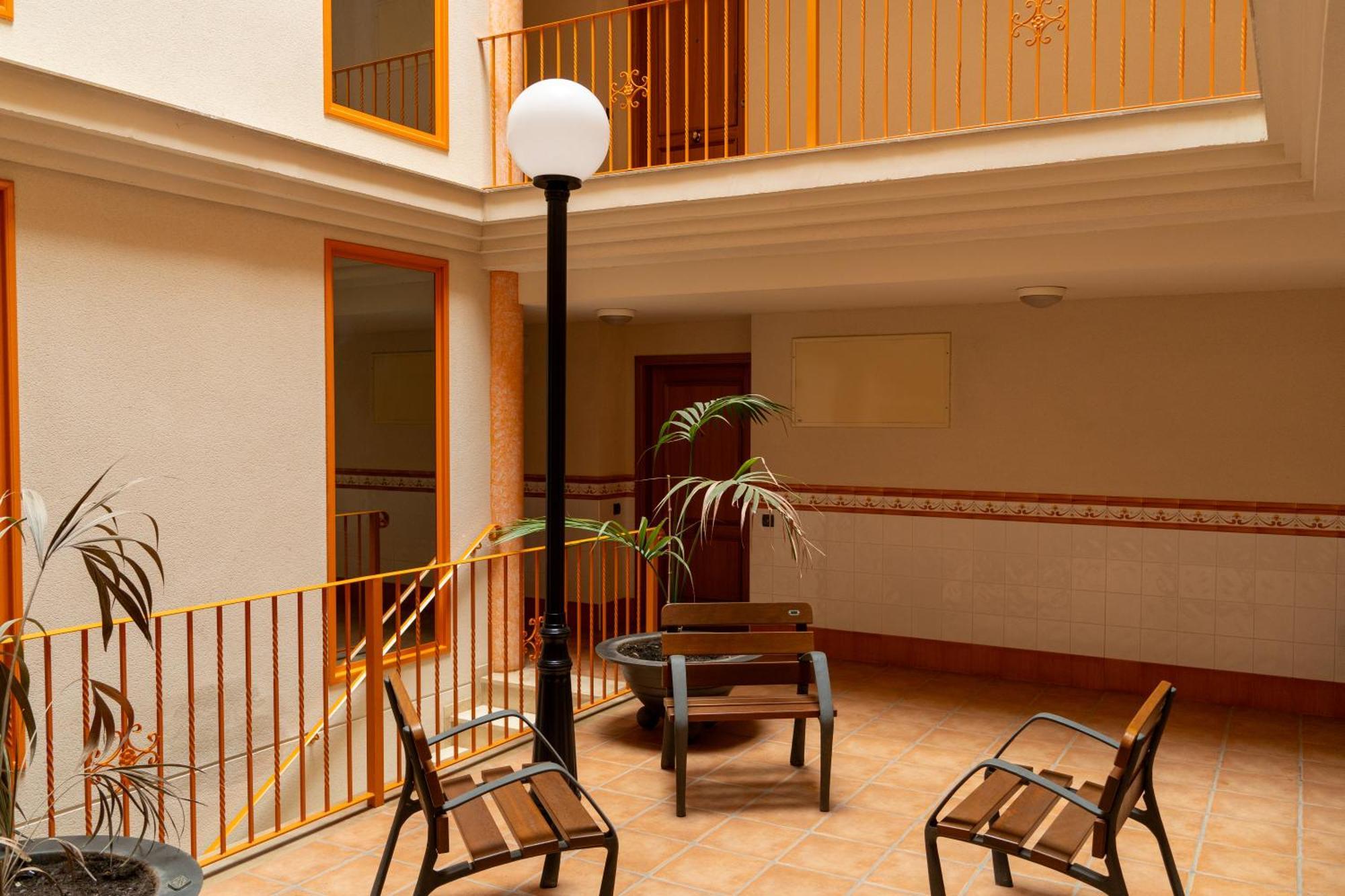 Golden Beach Apartment
