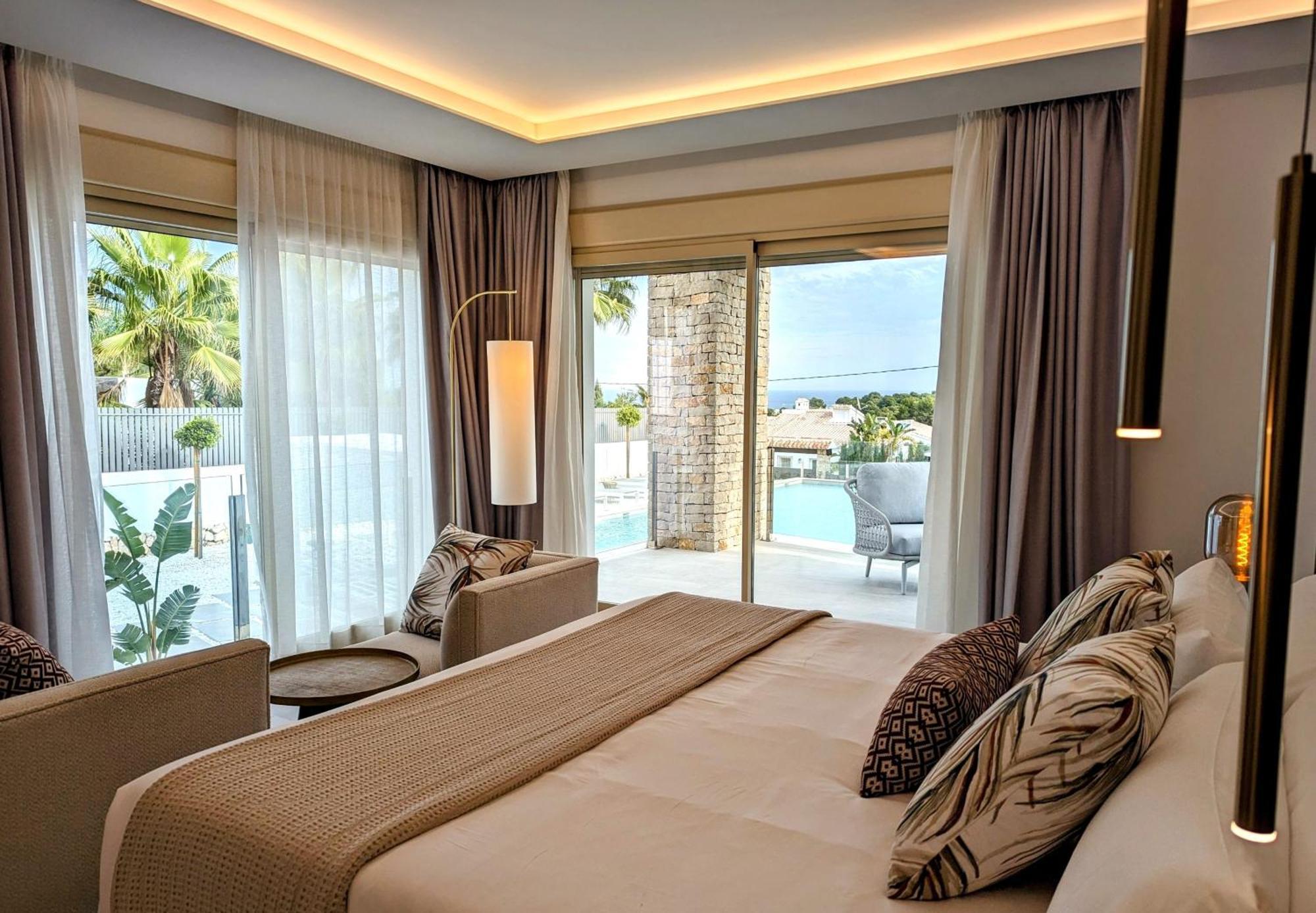 Dionis Boutique & Hotel 4*