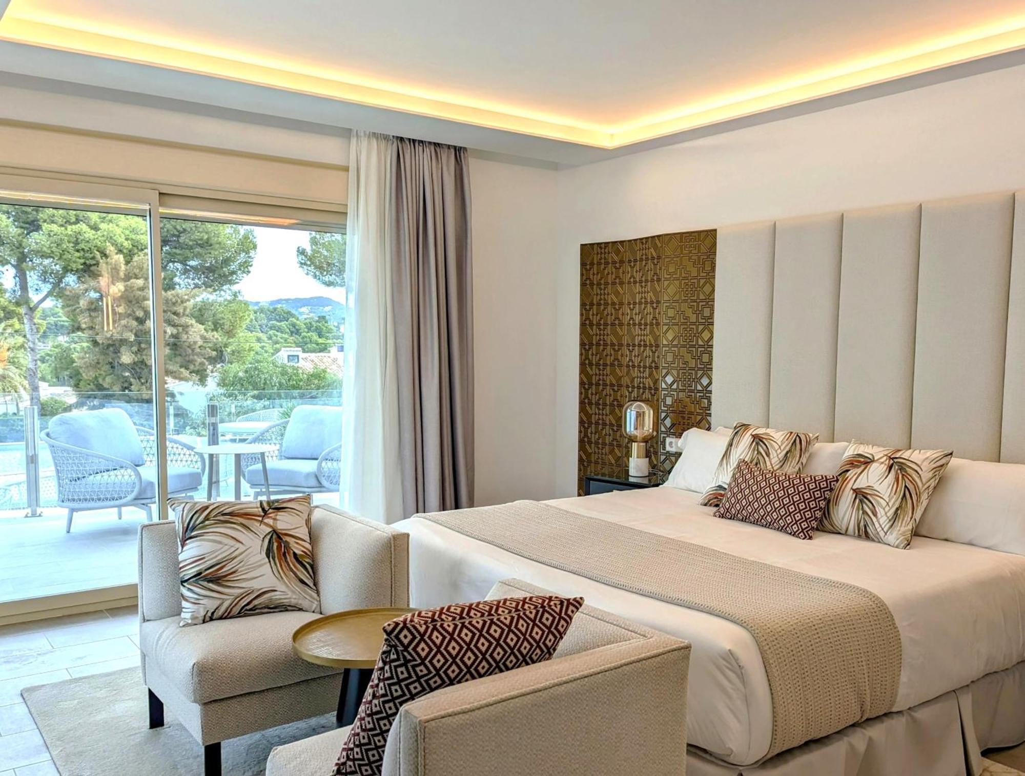 Dionis Boutique & Jávea