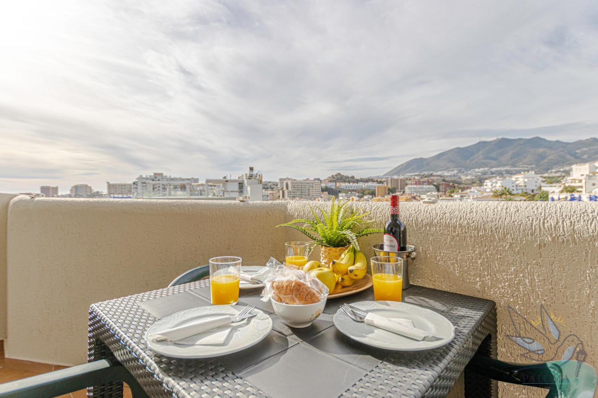 Apartamento Hermoso En Benalbeach Con Vistas Al Mar *