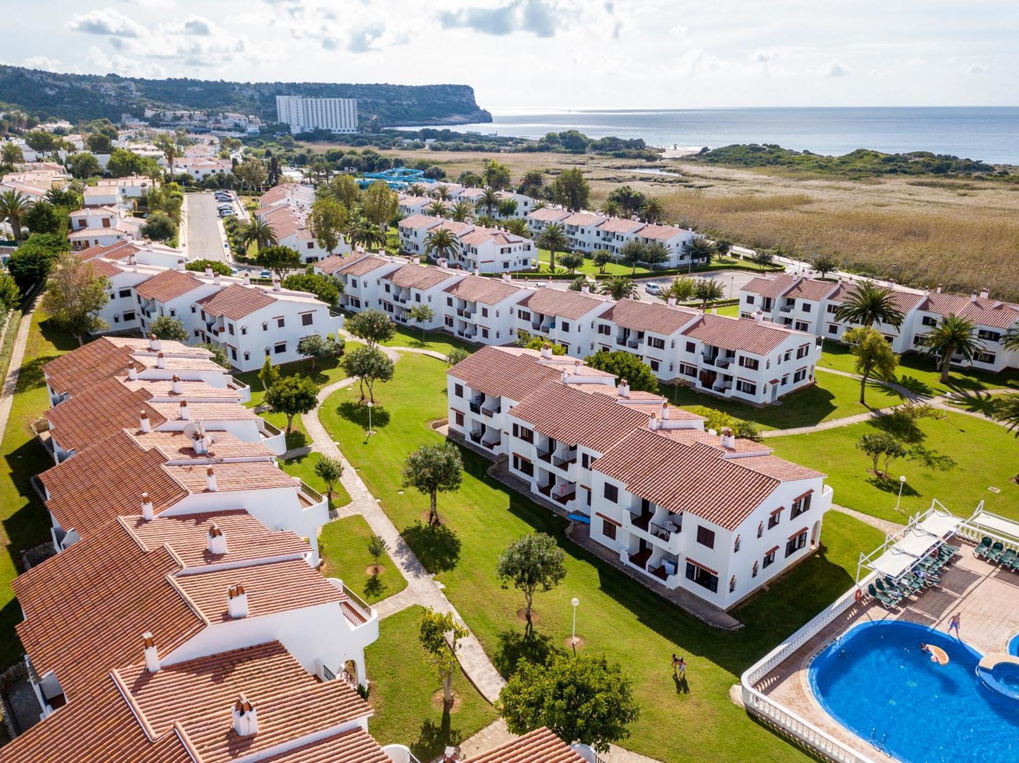 Apartahotel Gardens Son Bou
