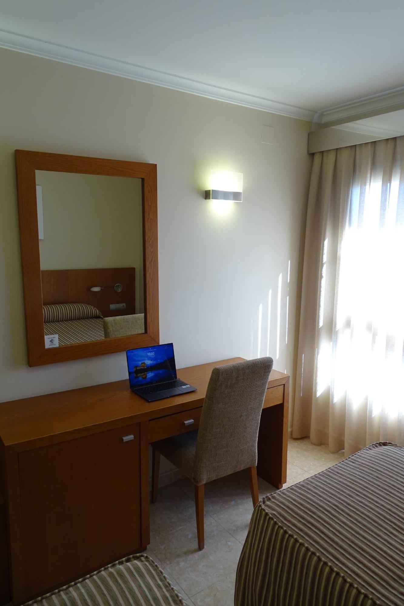 Nou Avenida Hotel 2*