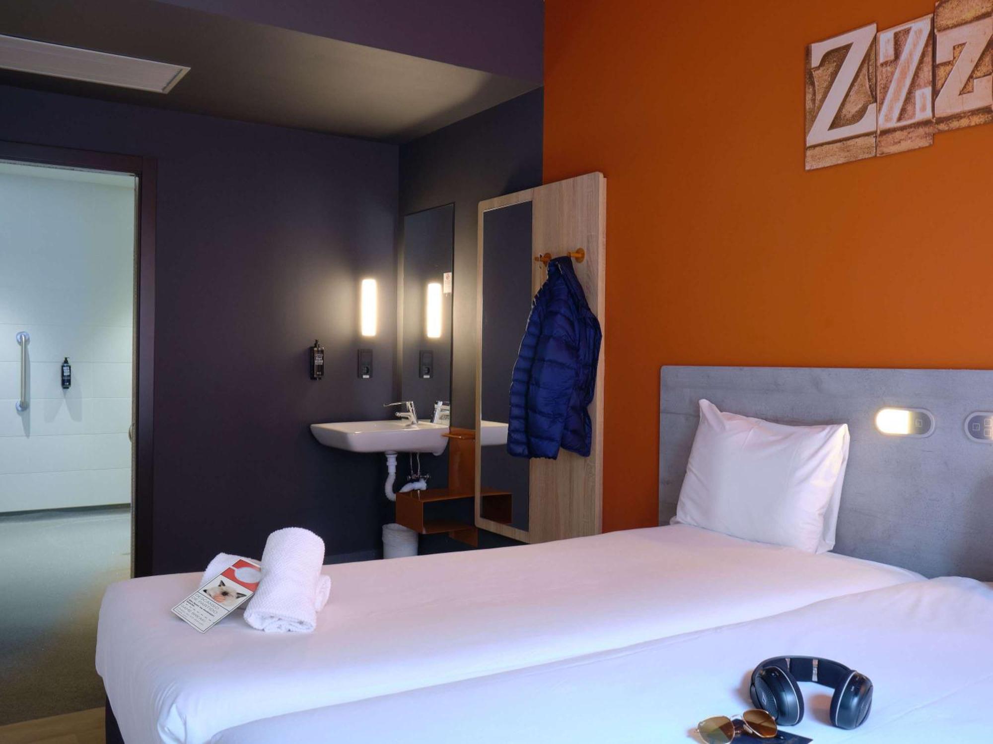 Ibis Budget Hotel *