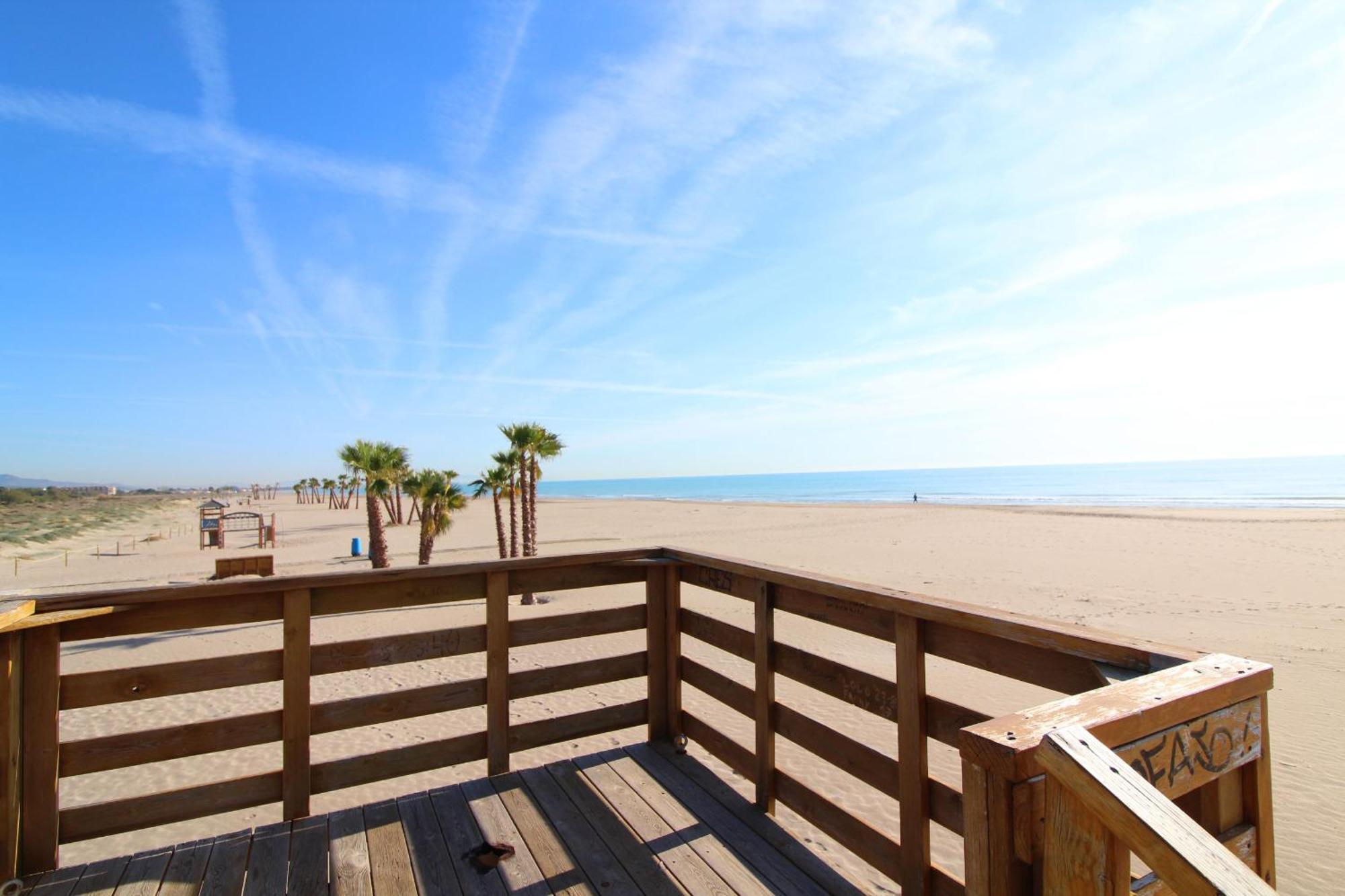 Global Properties, Las Dachas 1 - Apartamento En Primera Línea De Playa Apartamento