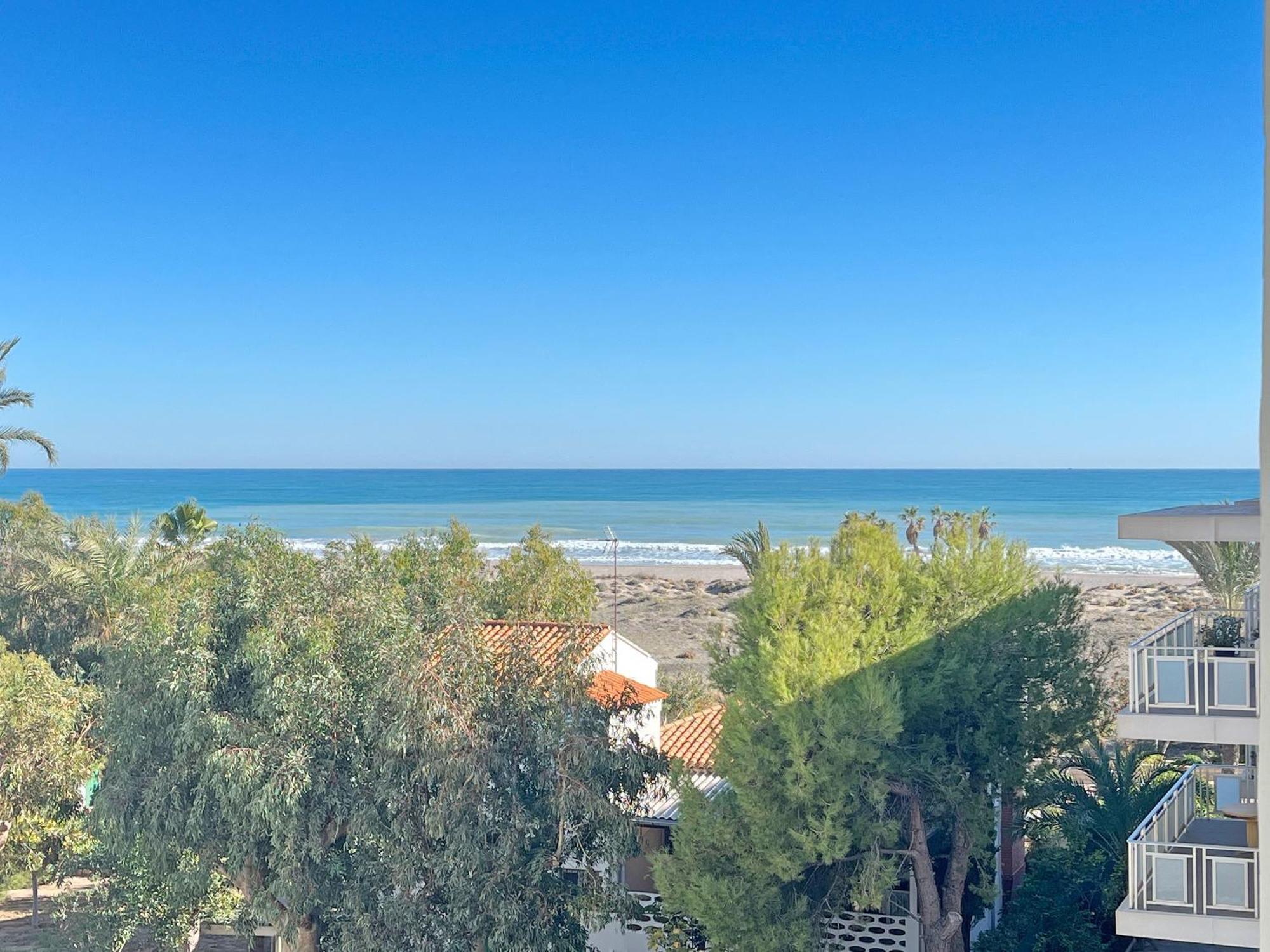 Apartamento Global Properties, Las Dachas 1 - Apartamento En Primera Línea De Playa