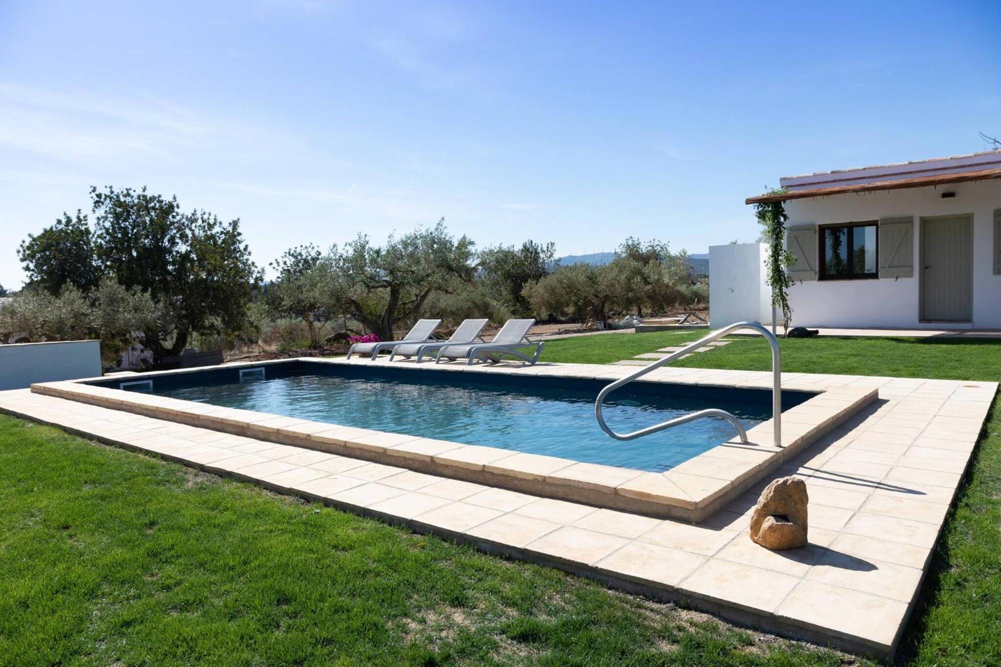 Chalet Santolina - En Con Piscina Privada, Jardín Y Barbacoa *